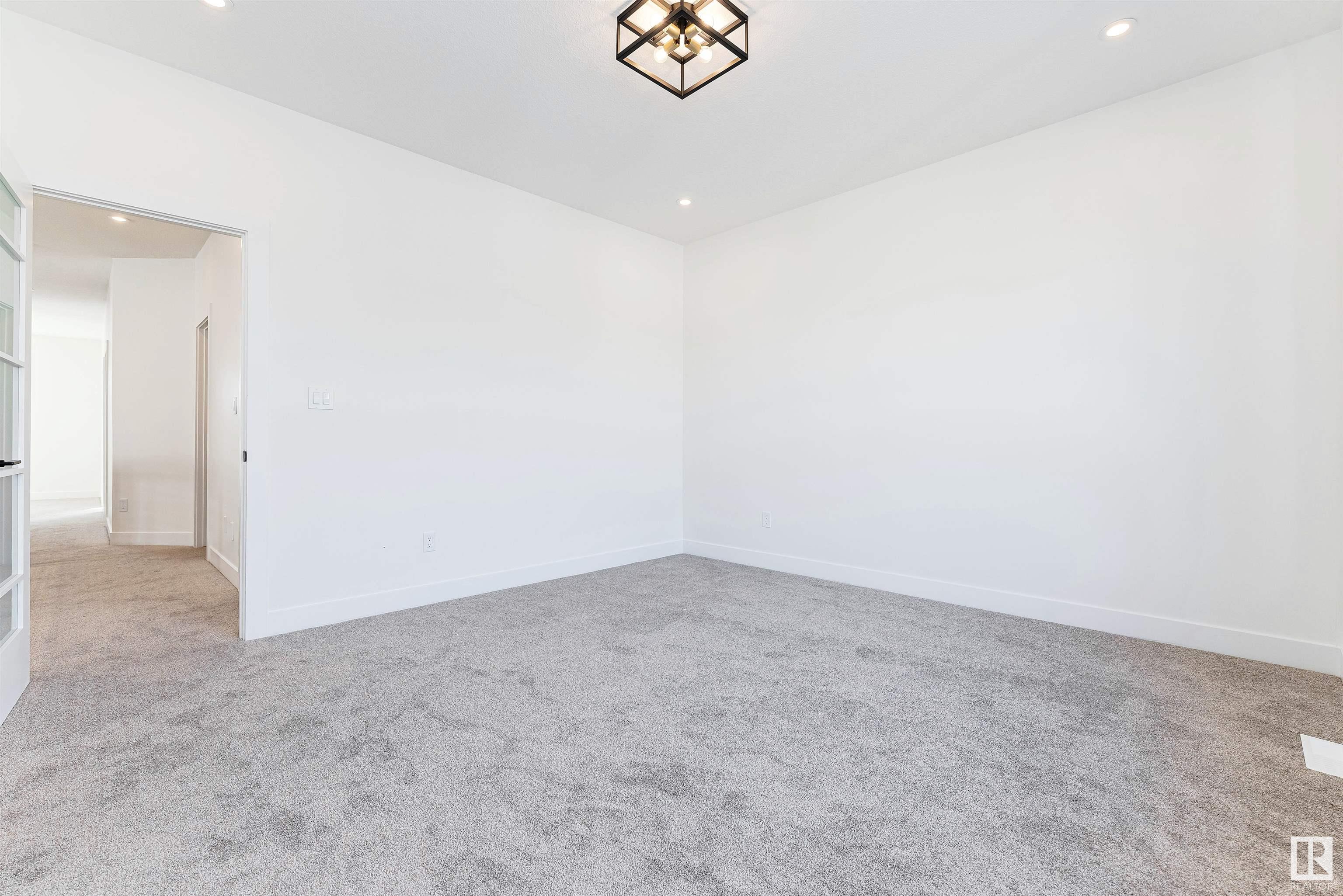     10454 142 ST NW , Edmonton,  ,T5N 2P2 ;  Listing Number: MLS E4418933