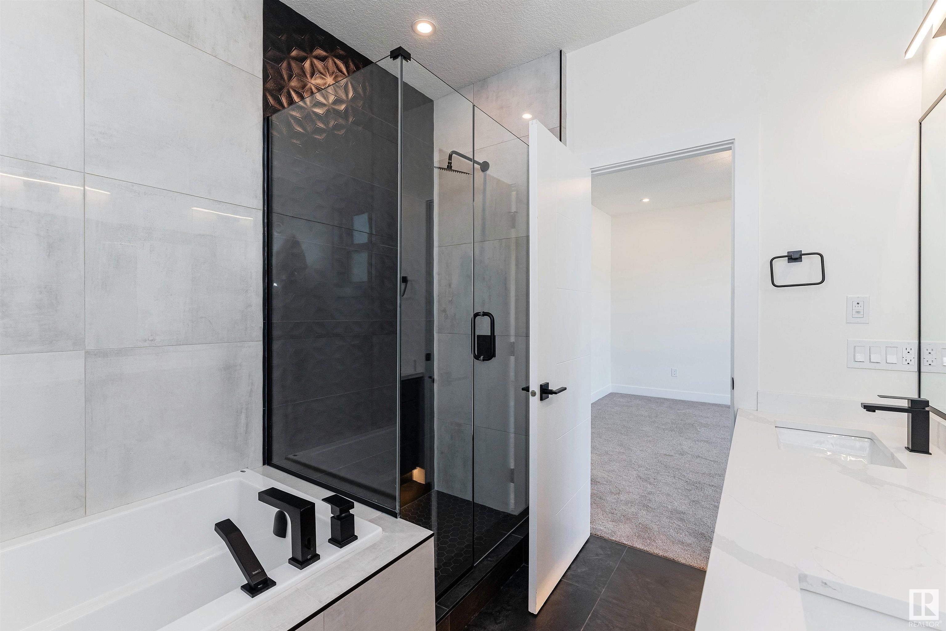      10454 142 ST NW , Edmonton,  ,T5N 2P2 ;  Listing Number: MLS E4418933