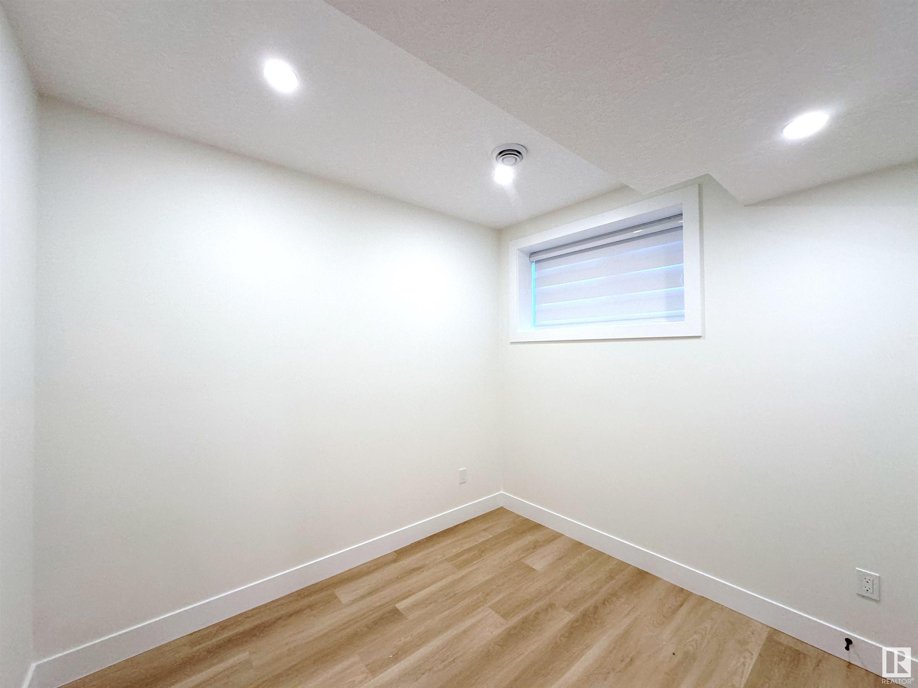      10454 142 ST NW , Edmonton,  ,T5N 2P2 ;  Listing Number: MLS E4418933