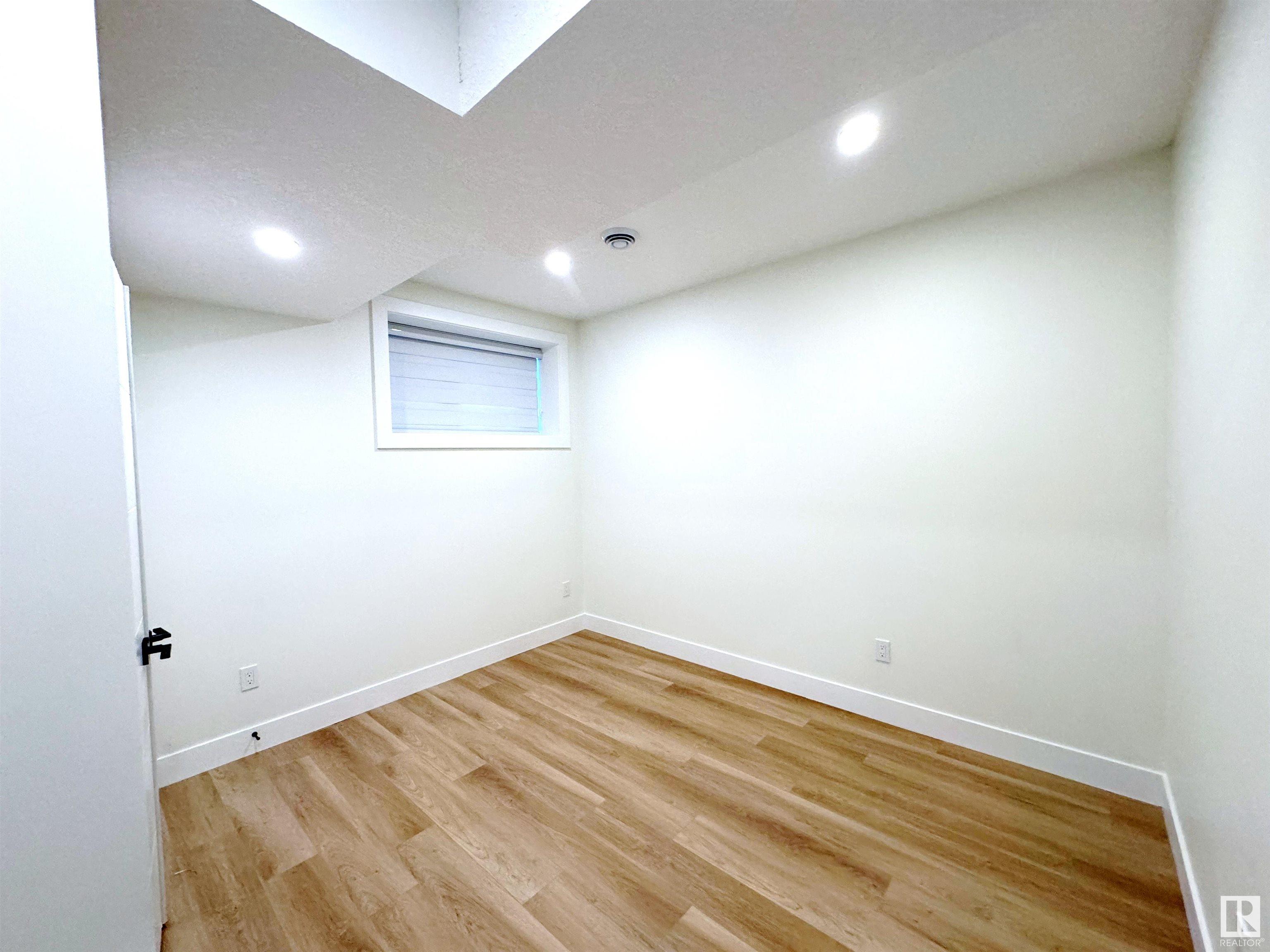      10454 142 ST NW , Edmonton,  ,T5N 2P2 ;  Listing Number: MLS E4418933