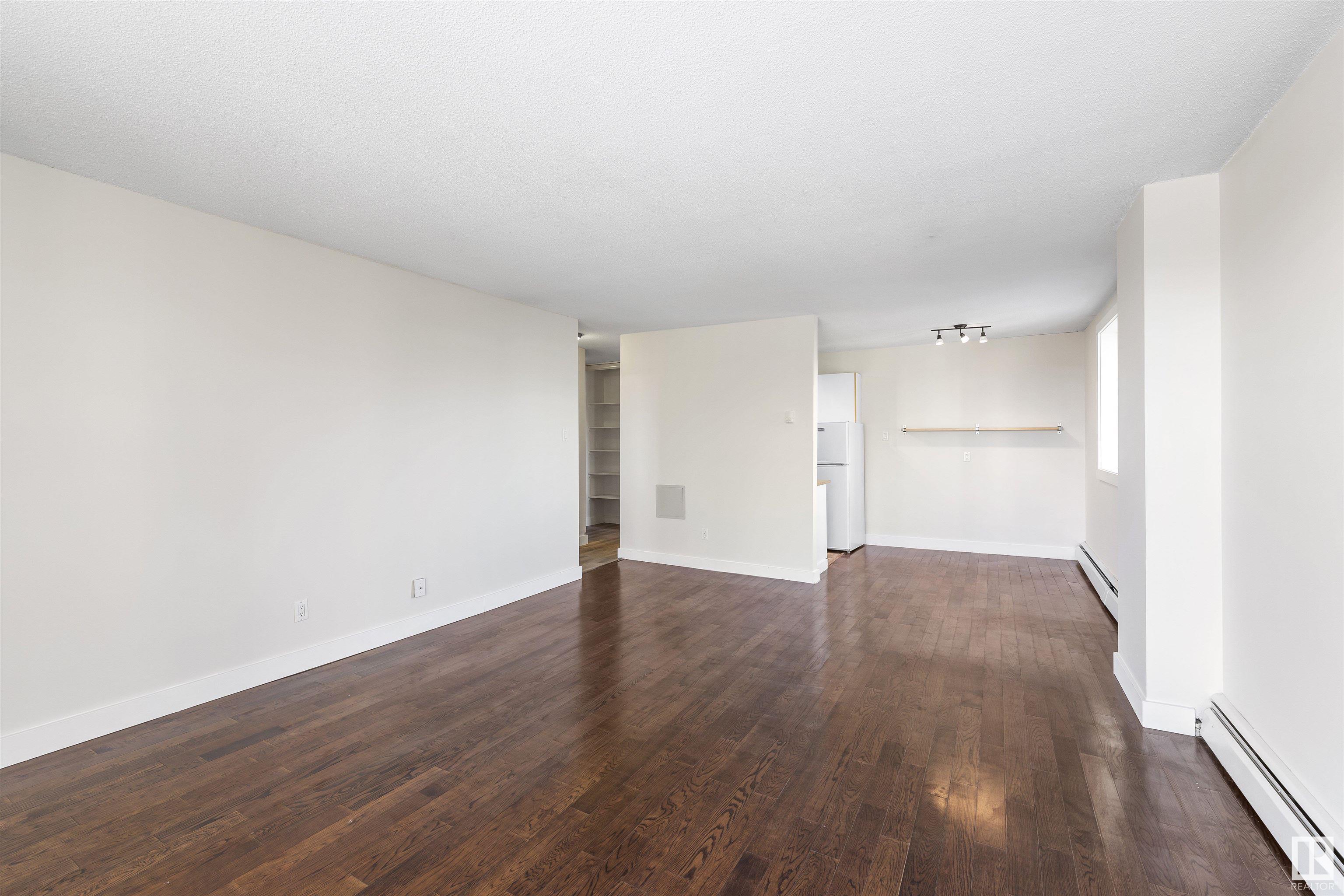      #307 9028 JASPER AV NW , Edmonton,  ,T5H 3Y6 ;  Listing Number: MLS E4418936