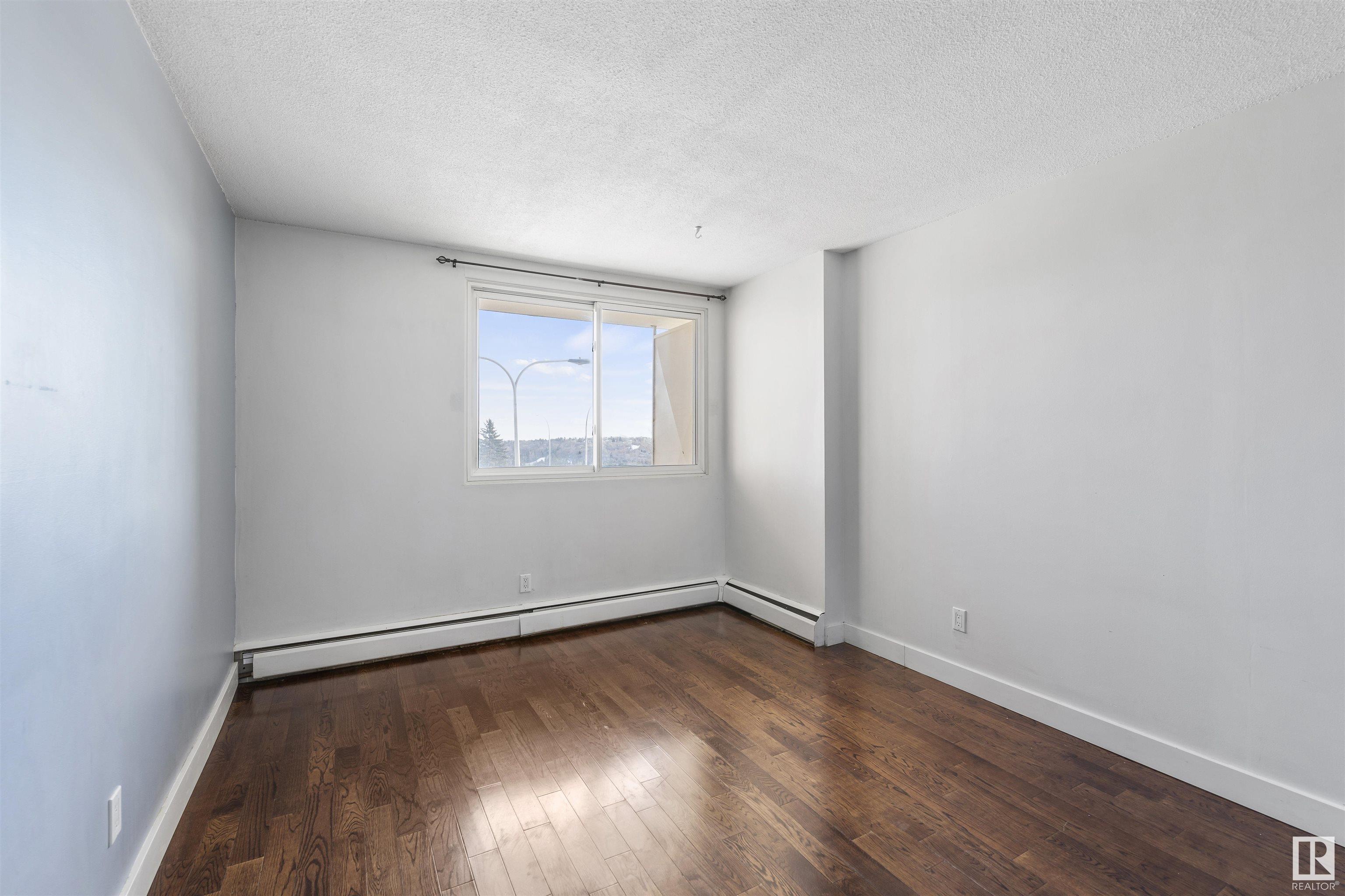      #307 9028 JASPER AV NW , Edmonton,  ,T5H 3Y6 ;  Listing Number: MLS E4418936