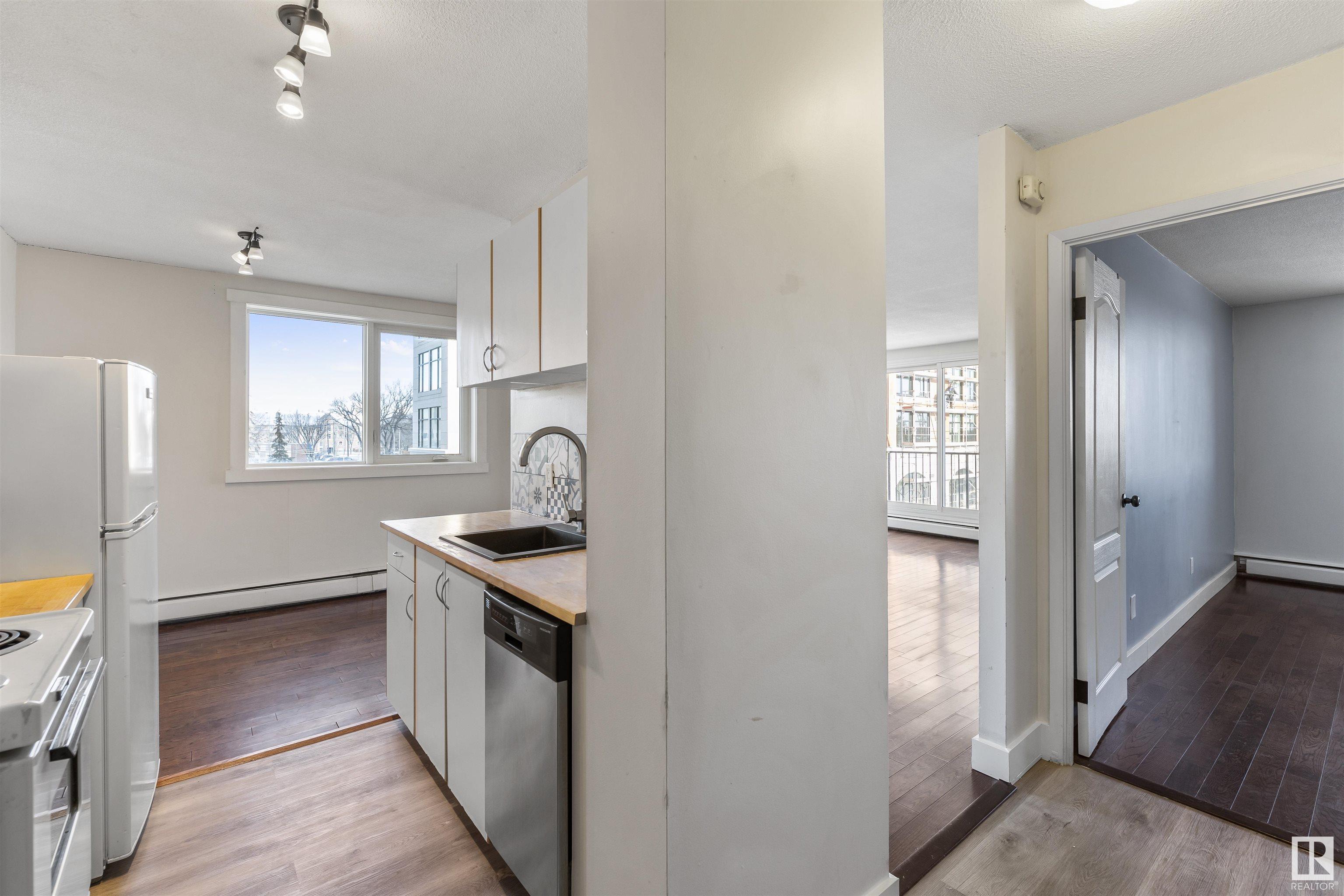      #307 9028 JASPER AV NW , Edmonton,  ,T5H 3Y6 ;  Listing Number: MLS E4418936