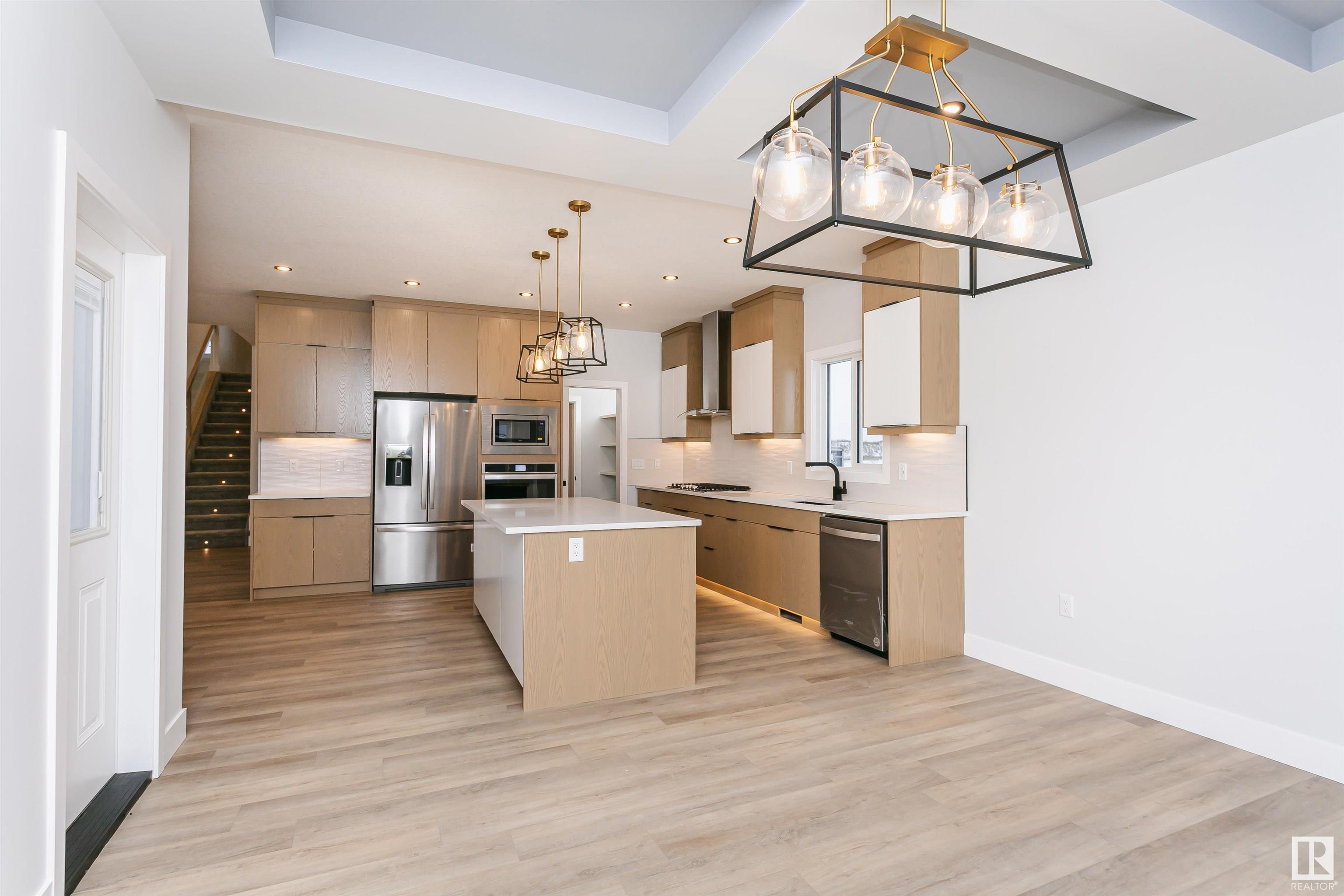      162 EDGEWATER CI , Leduc,  ,T9E 1K5 ;  Listing Number: MLS E4418943
