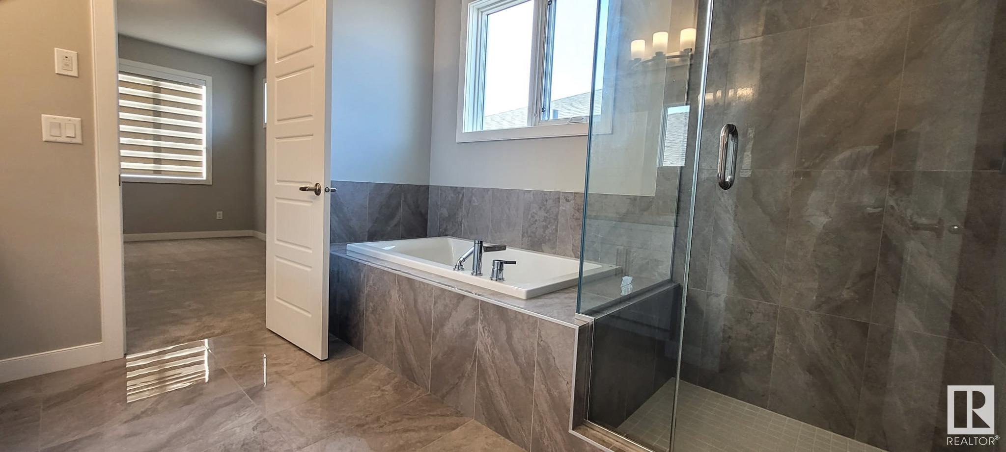      2024 206 ST NW , Edmonton,  ,T6M 1K6 ;  Listing Number: MLS E4418946