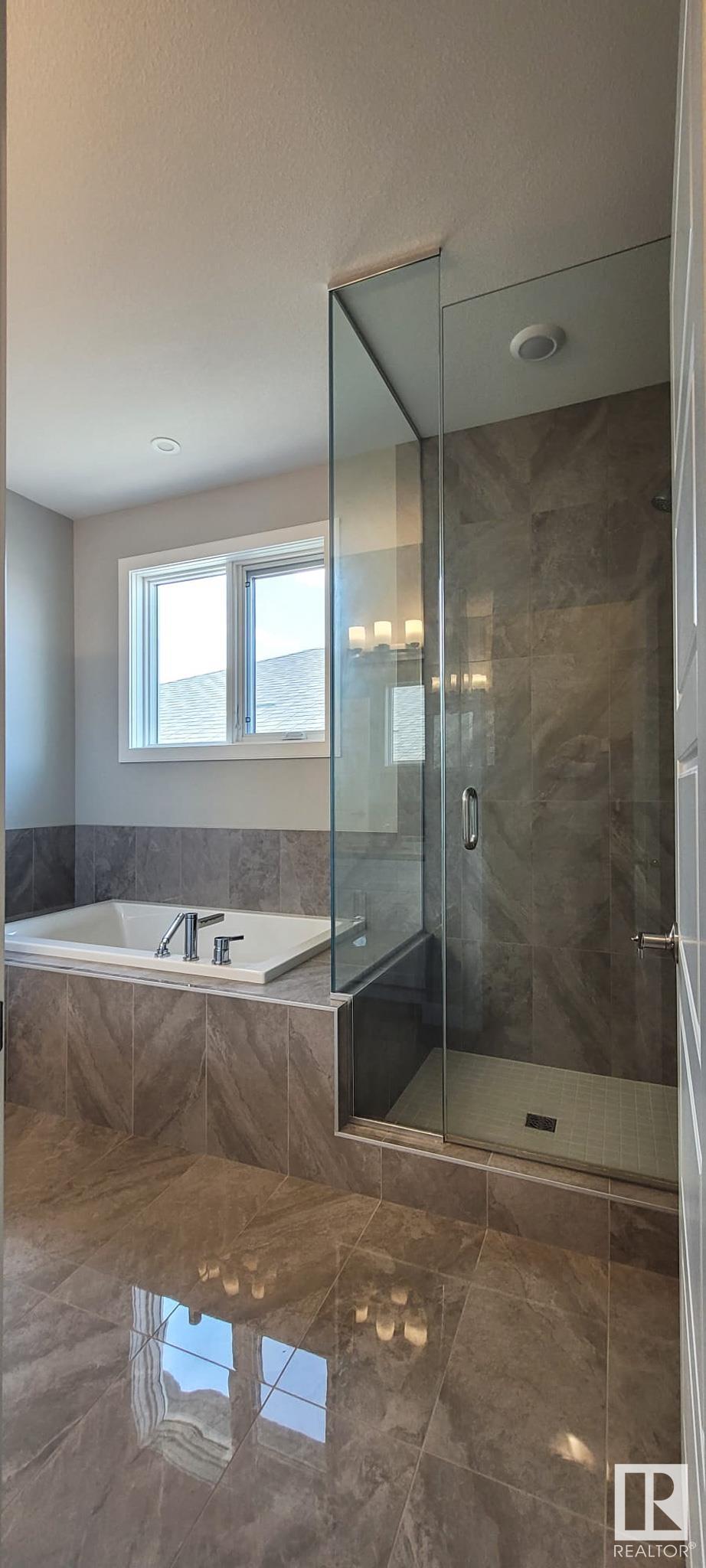      2024 206 ST NW , Edmonton,  ,T6M 1K6 ;  Listing Number: MLS E4418946