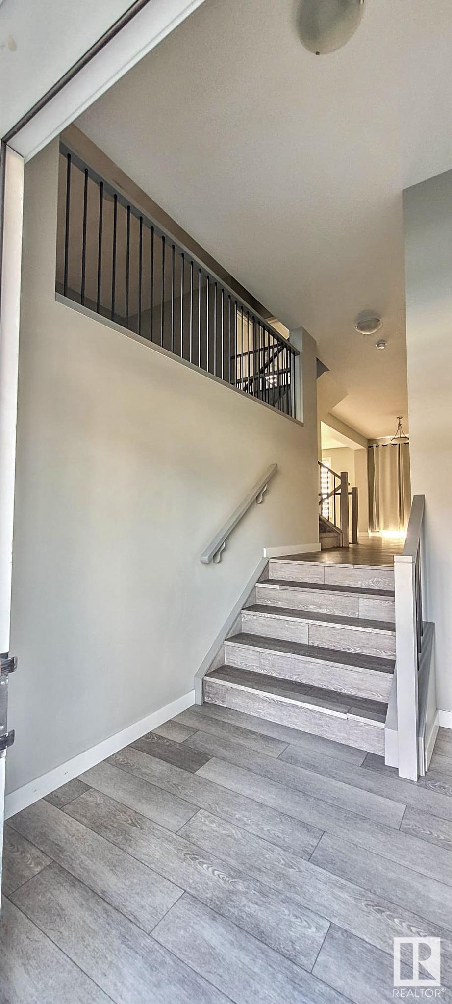     2024 206 ST NW , Edmonton,  ,T6M 1K6 ;  Listing Number: MLS E4418946