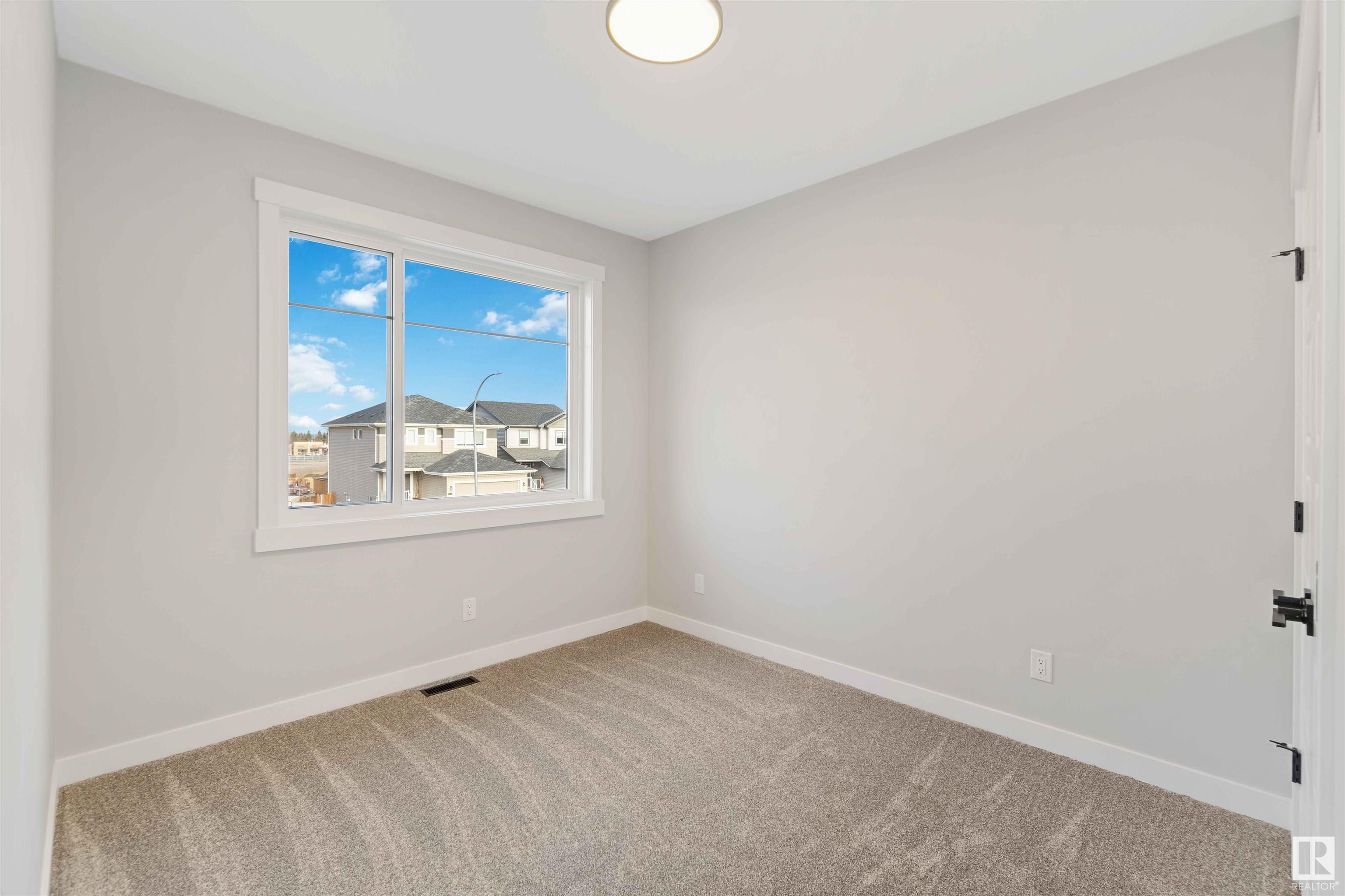      20 Hull WD , Spruce Grove,  ,T7X 4P7 ;  Listing Number: MLS E4418958