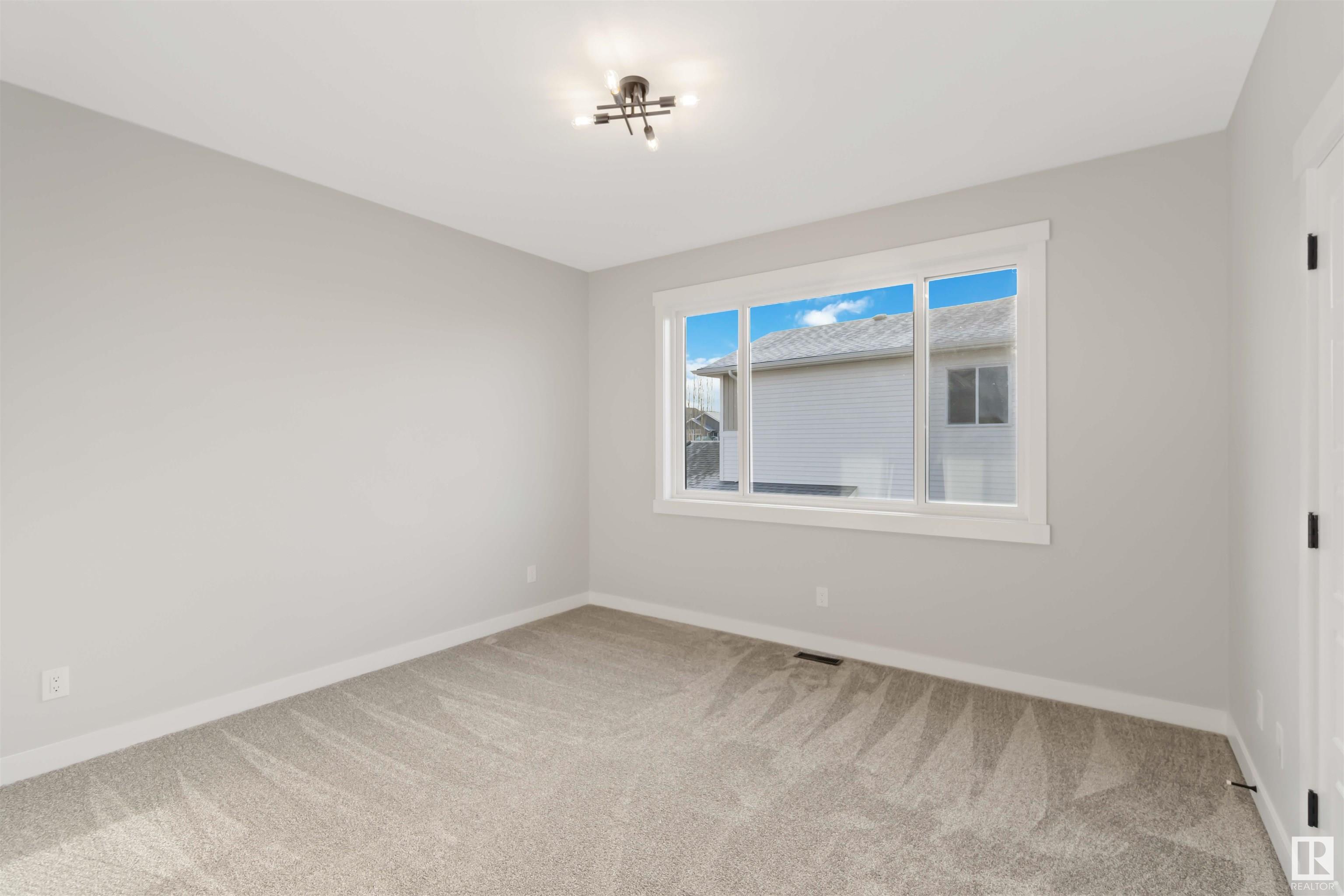      20 Hull WD , Spruce Grove,  ,T7X 4P7 ;  Listing Number: MLS E4418958