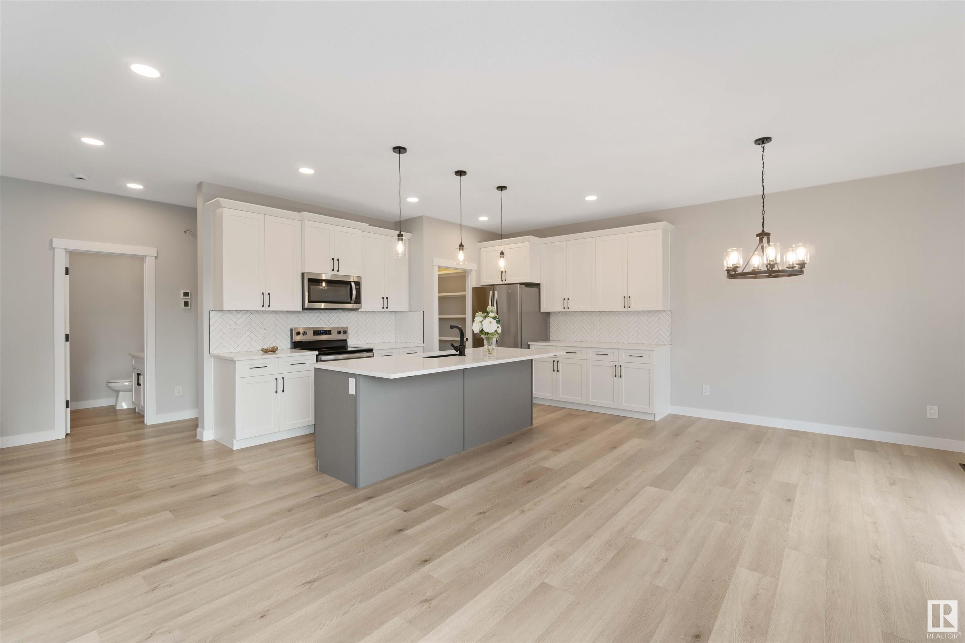     20 Hull WD , Spruce Grove,  ,T7X 4P7 ;  Listing Number: MLS E4418958