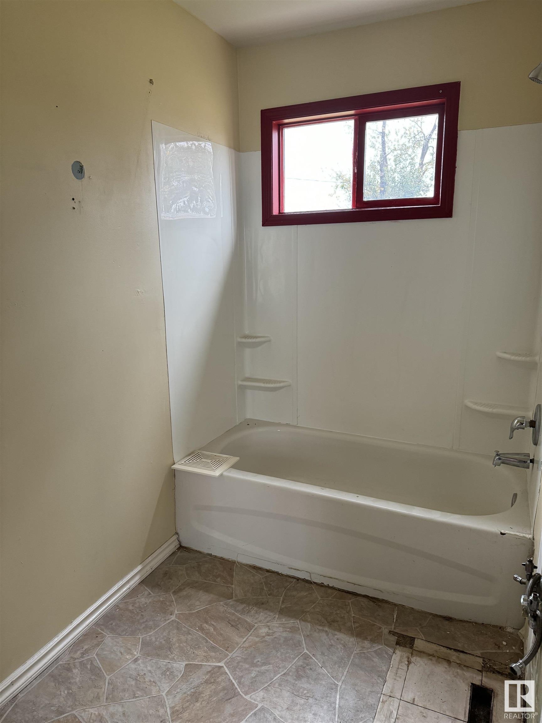      9739 106 ST , Westlock,  ,T7P 1S3 ;  Listing Number: MLS E4418959