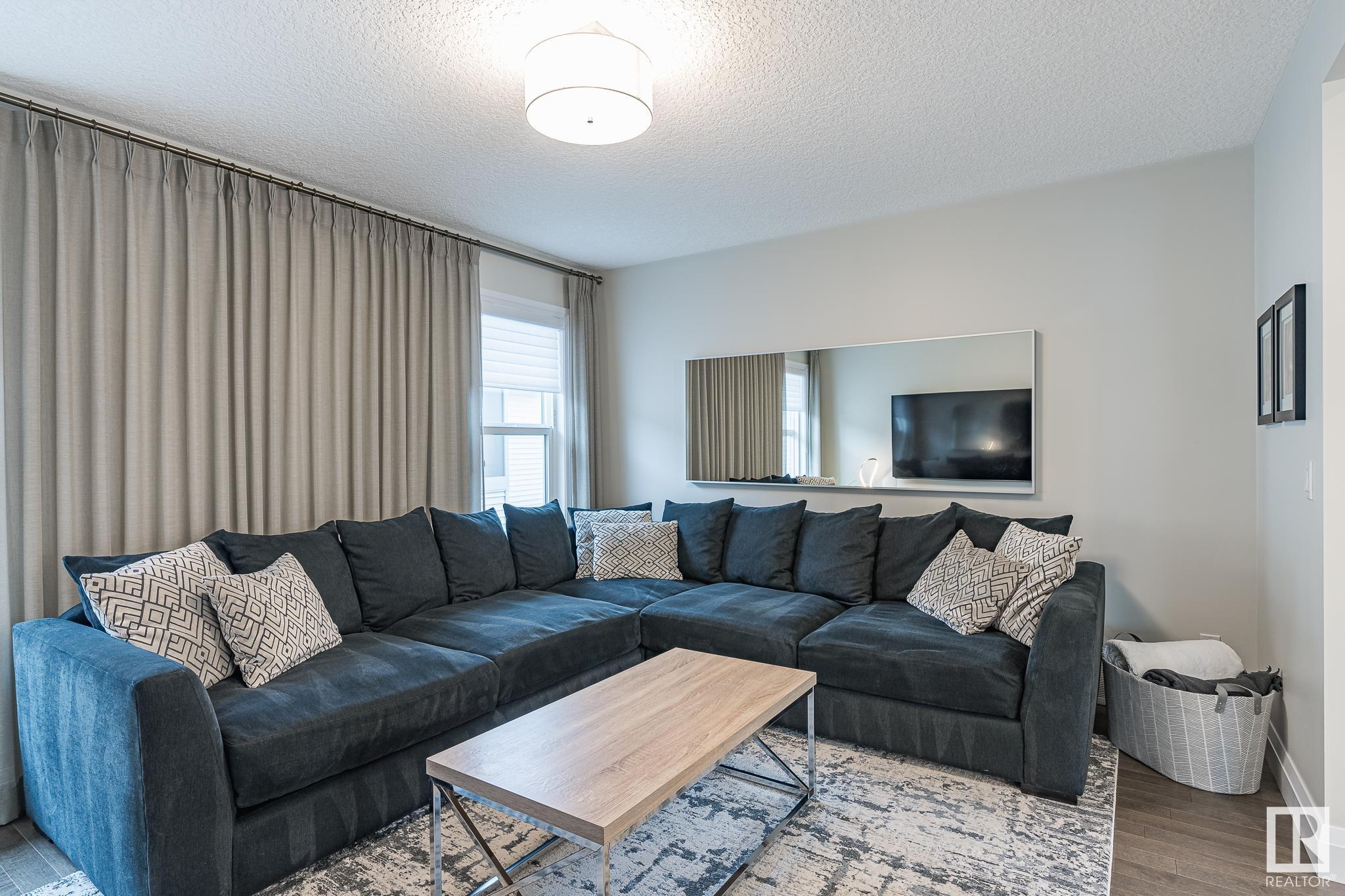      2828 202 ST NW , Edmonton,  ,T6W 0W6 ;  Listing Number: MLS E4418970