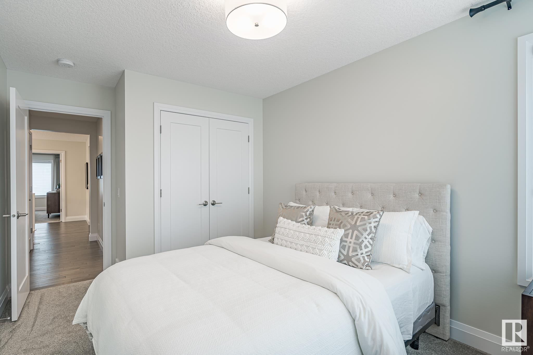      2828 202 ST NW , Edmonton,  ,T6W 0W6 ;  Listing Number: MLS E4418970