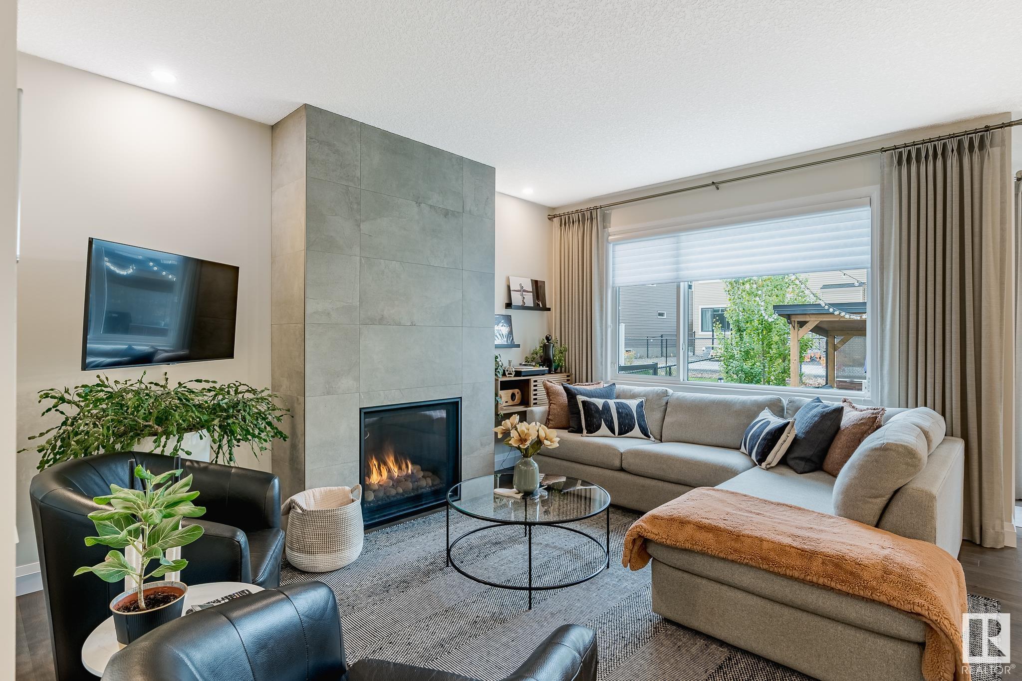      2828 202 ST NW , Edmonton,  ,T6W 0W6 ;  Listing Number: MLS E4418970