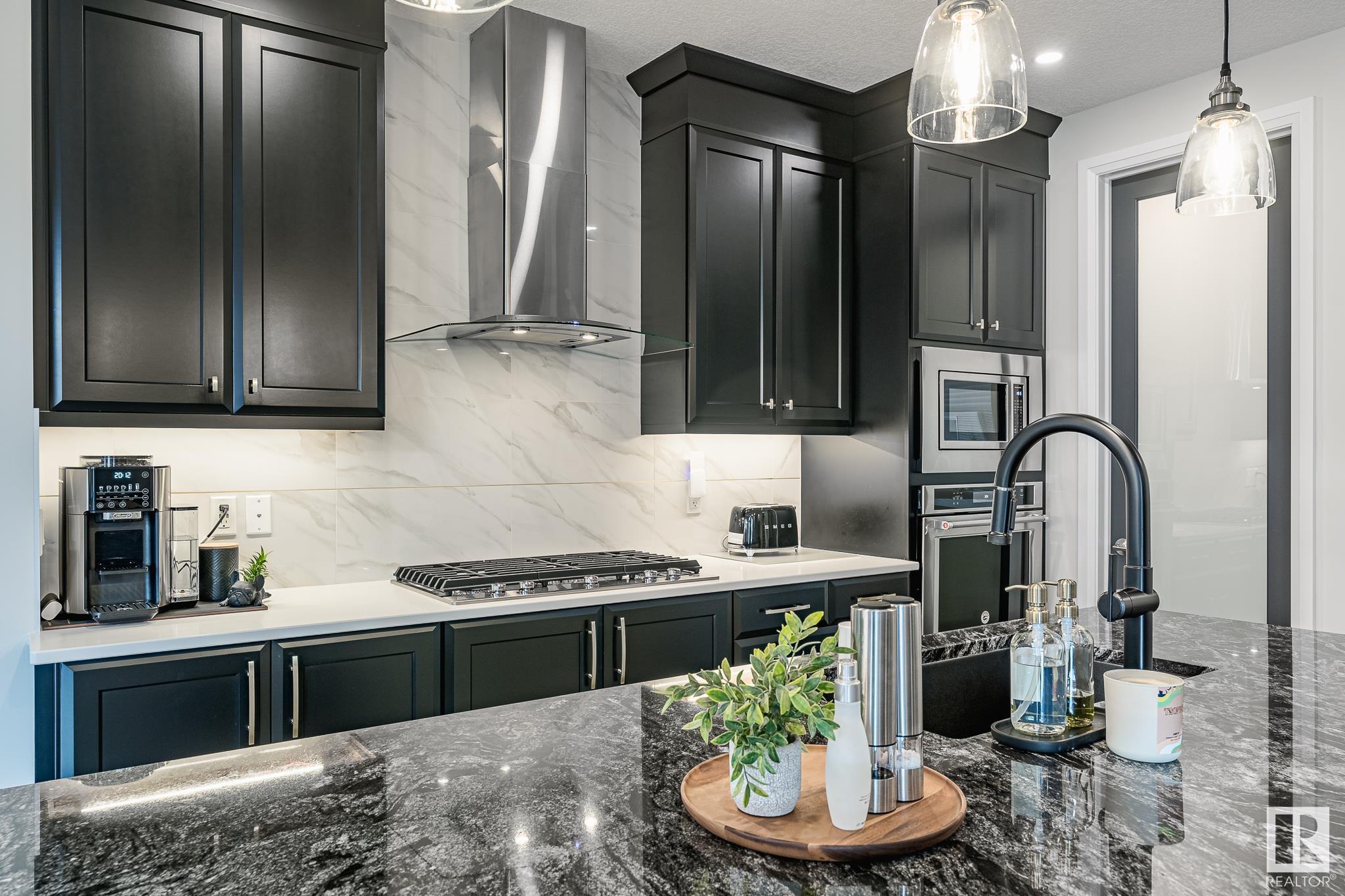      2828 202 ST NW , Edmonton,  ,T6W 0W6 ;  Listing Number: MLS E4418970