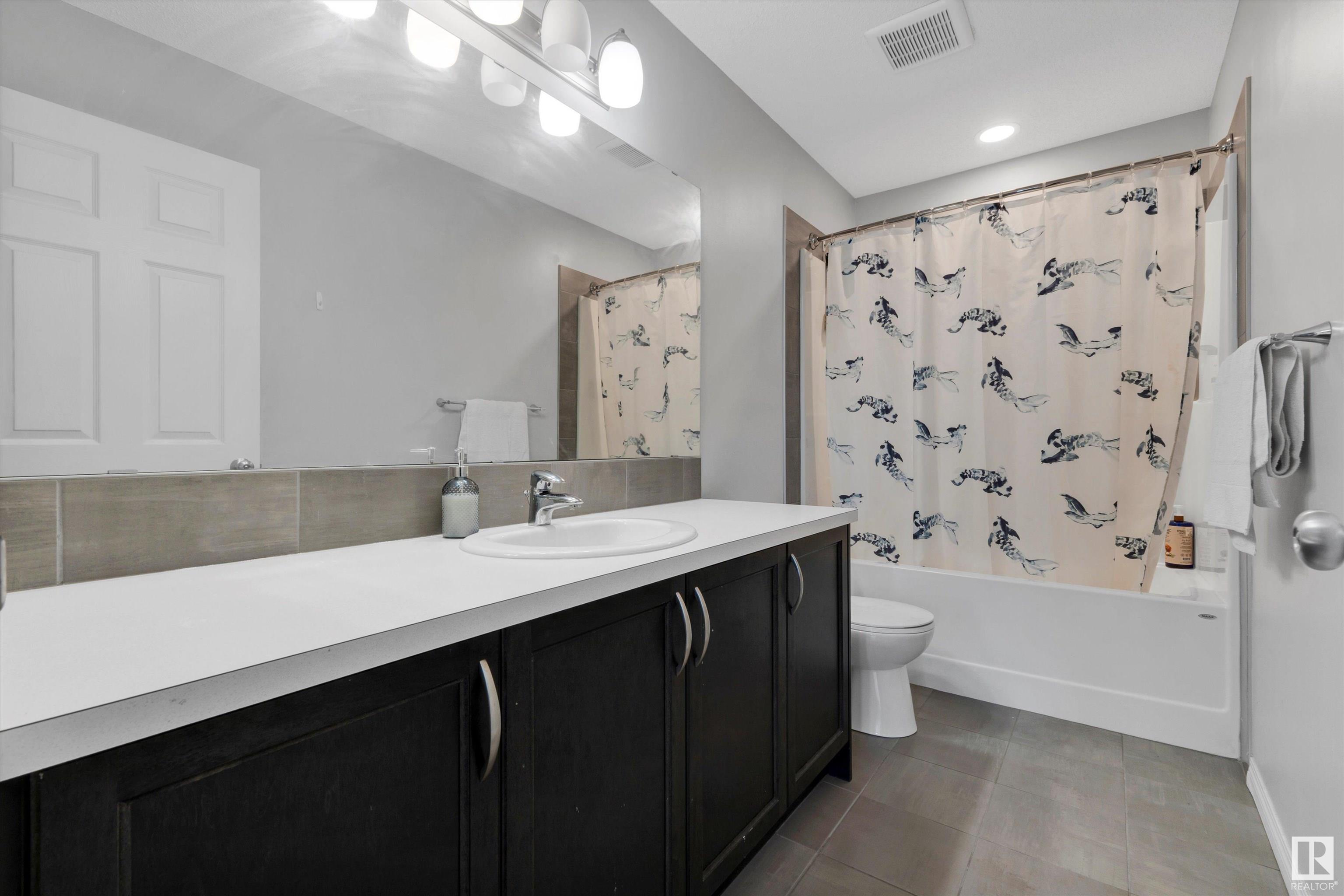      412 CRYSTALLINA NERA DR NW , Edmonton,  ,T5Z 0P3 ;  Listing Number: MLS E4418971