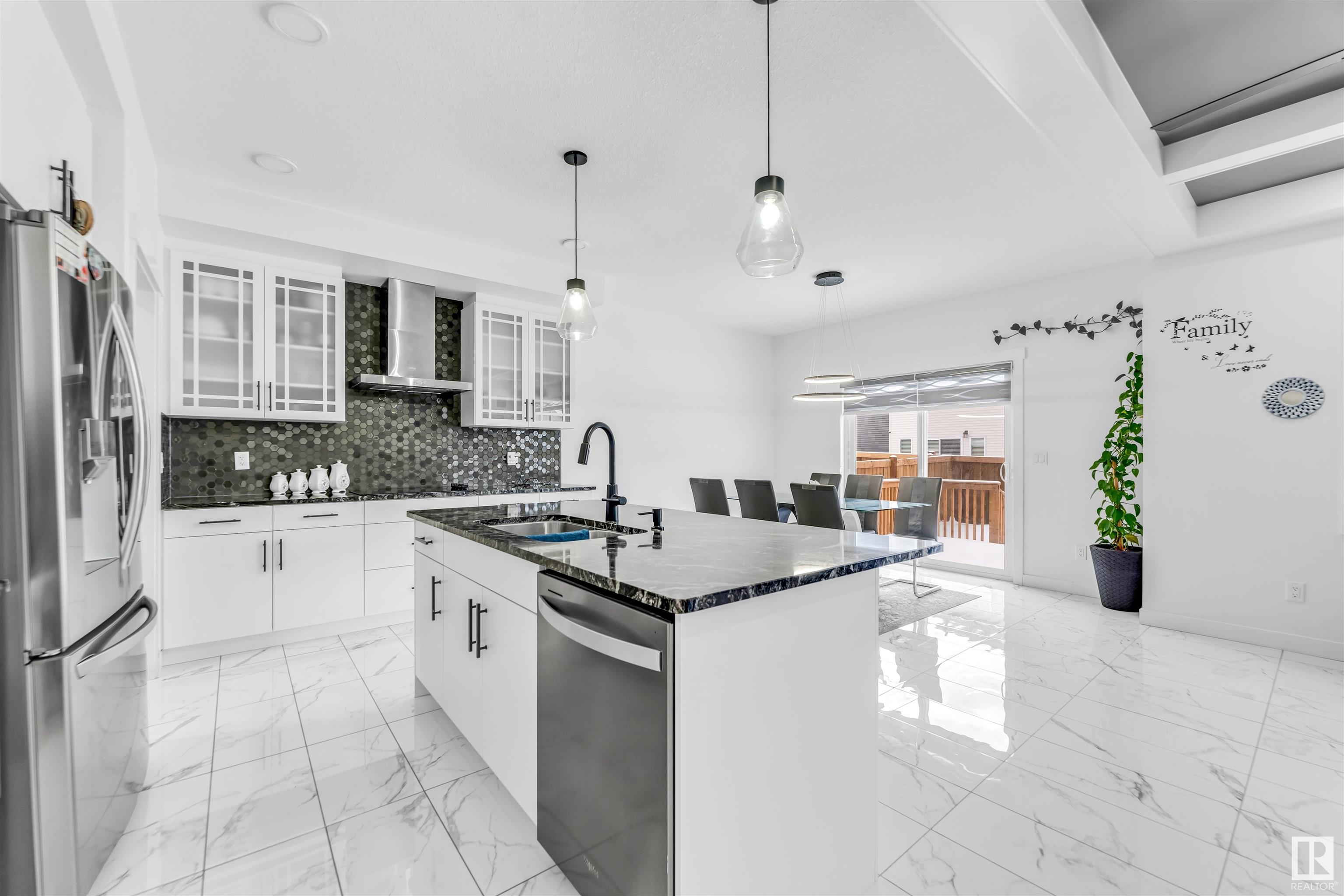      1216 15 ST NW , Edmonton,  ,T6T 2S7 ;  Listing Number: MLS E4418975