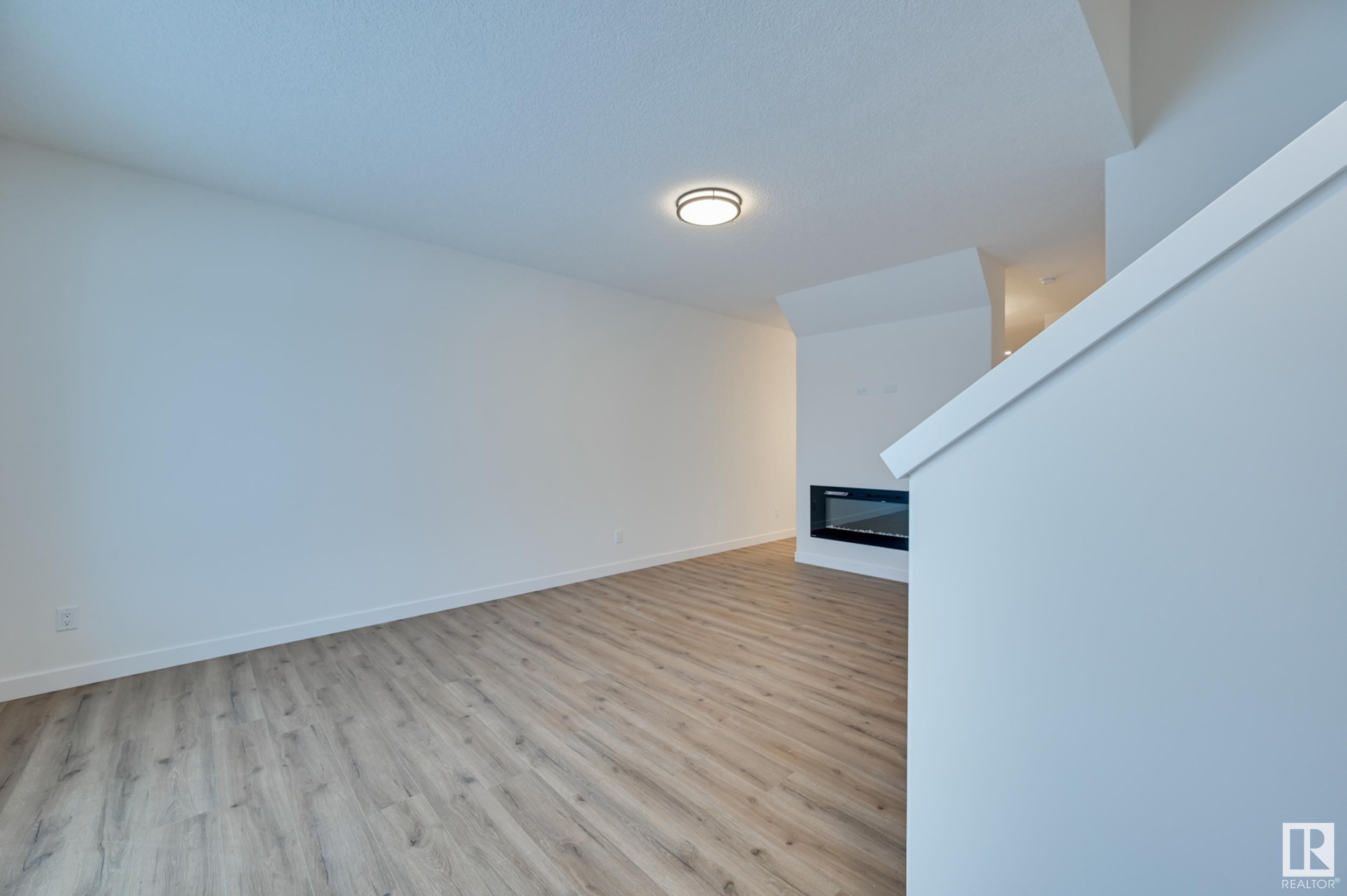      1 WESTPARK DR , Fort Saskatchewan,  ,T8L 0Z5 ;  Listing Number: MLS E4418979
