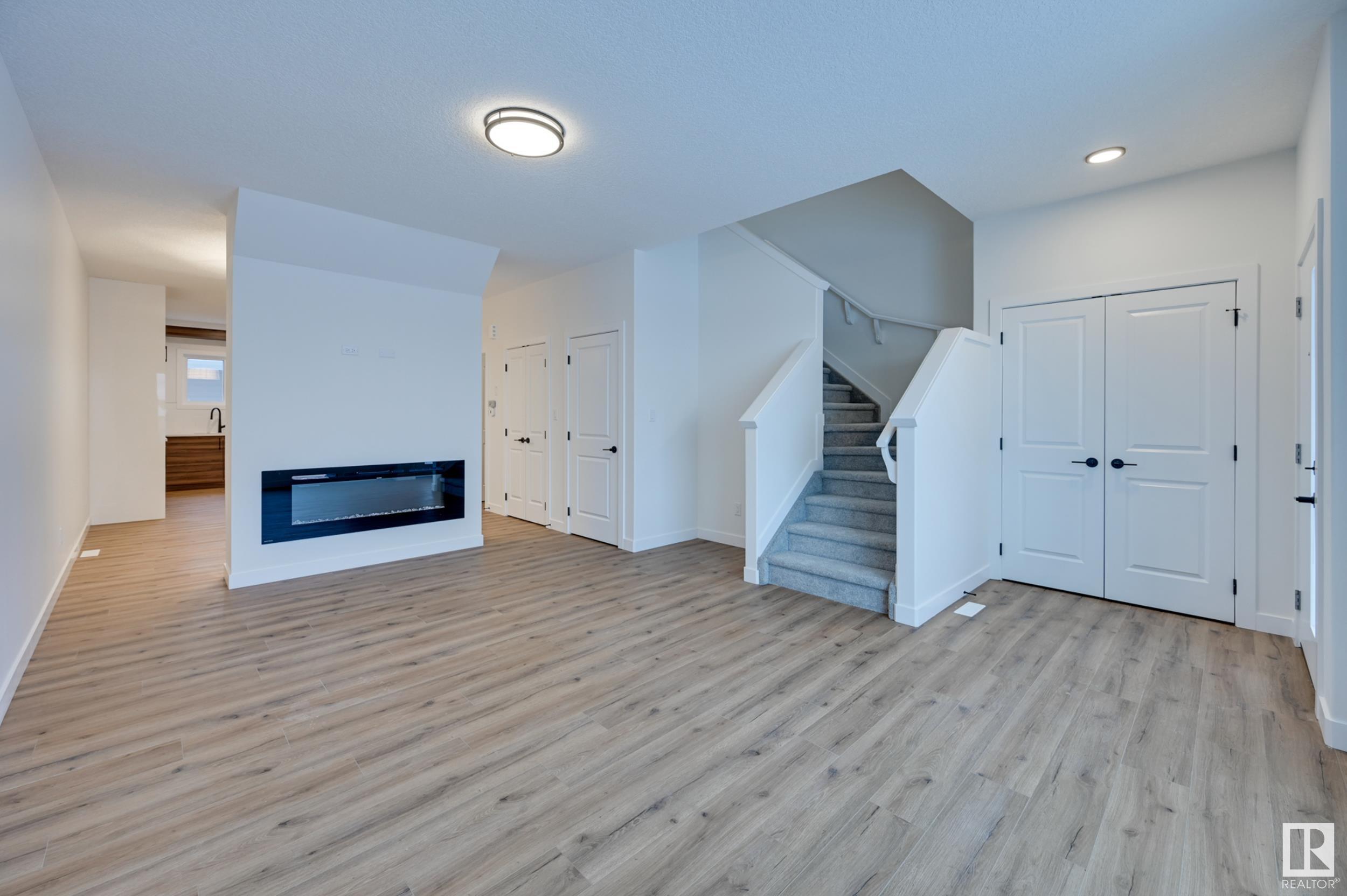      1 WESTPARK DR , Fort Saskatchewan,  ,T8L 0Z5 ;  Listing Number: MLS E4418979