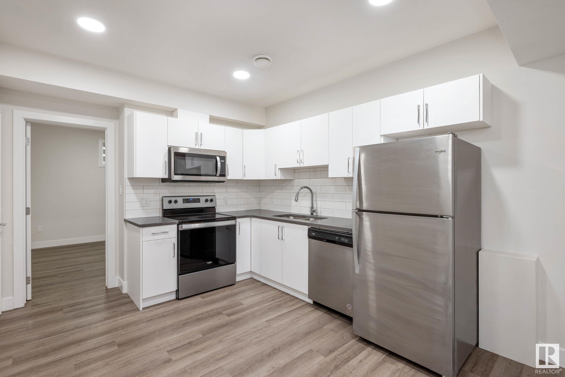      190 CALEDONIA DR , Leduc,  ,T9E 0S9 ;  Listing Number: MLS E4418986