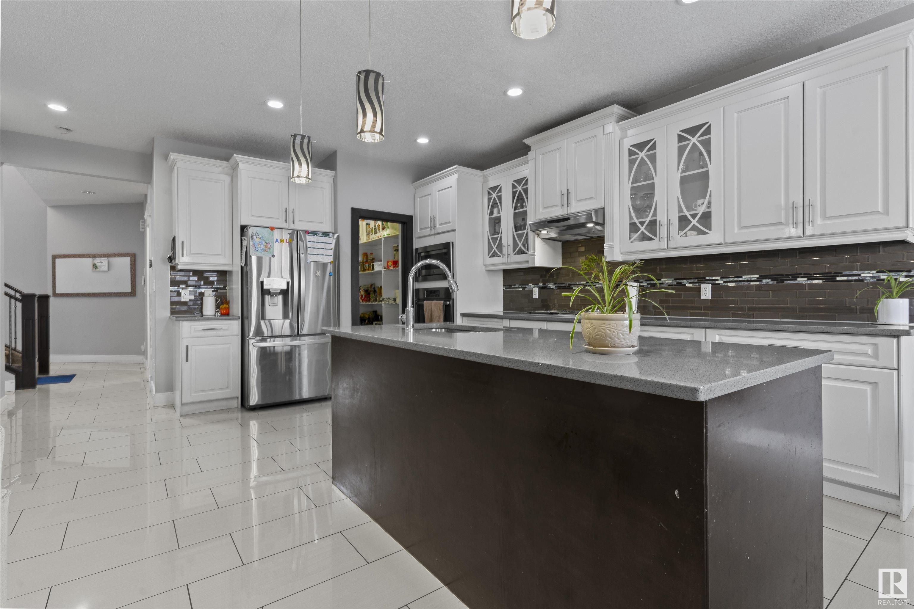      5308 RUE EAGLEMONT , Beaumont,  ,T4X 0H9 ;  Listing Number: MLS E4419000
