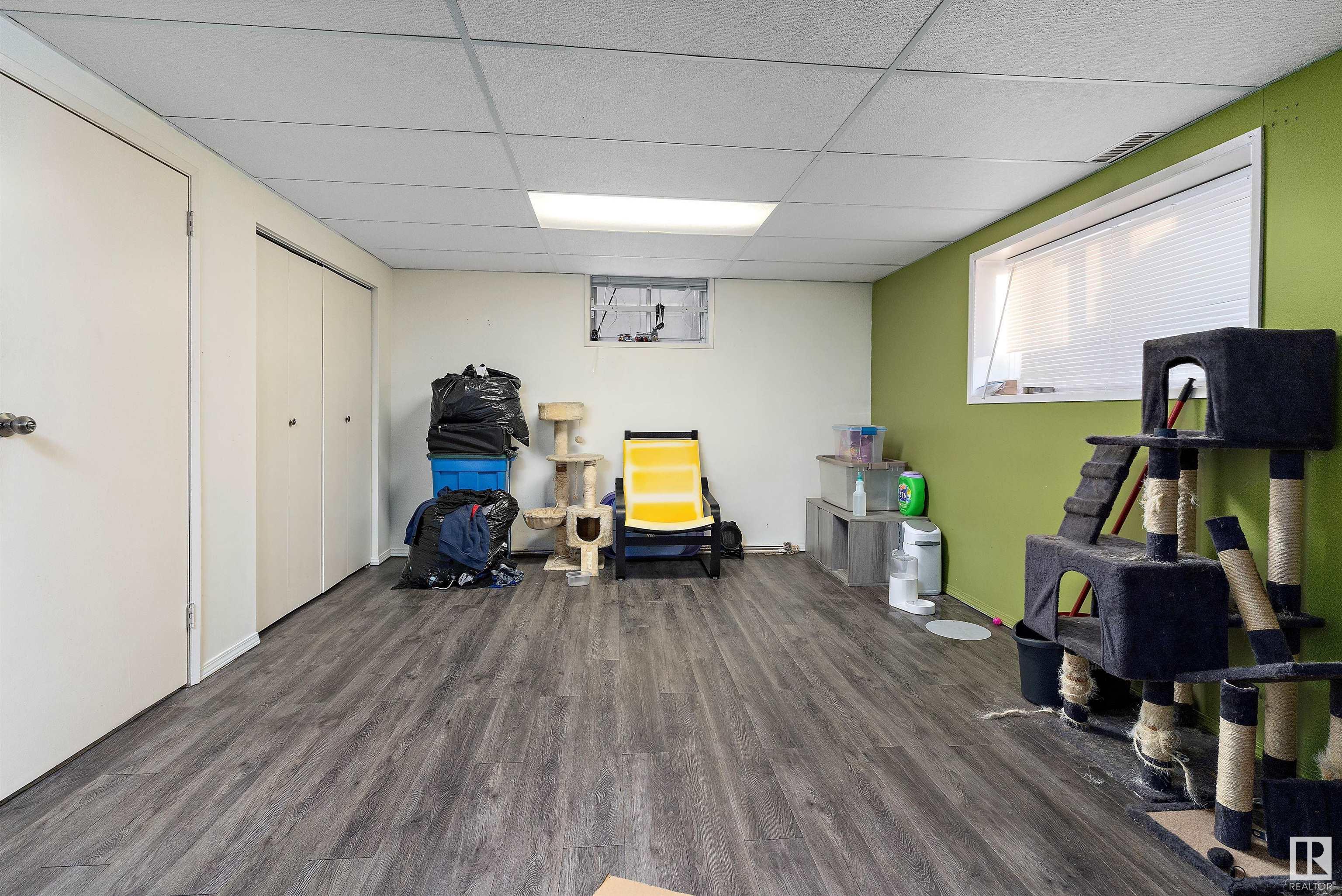      9736 63 AV NW , Edmonton,  ,T6E 0G6 ;  Listing Number: MLS E4419011