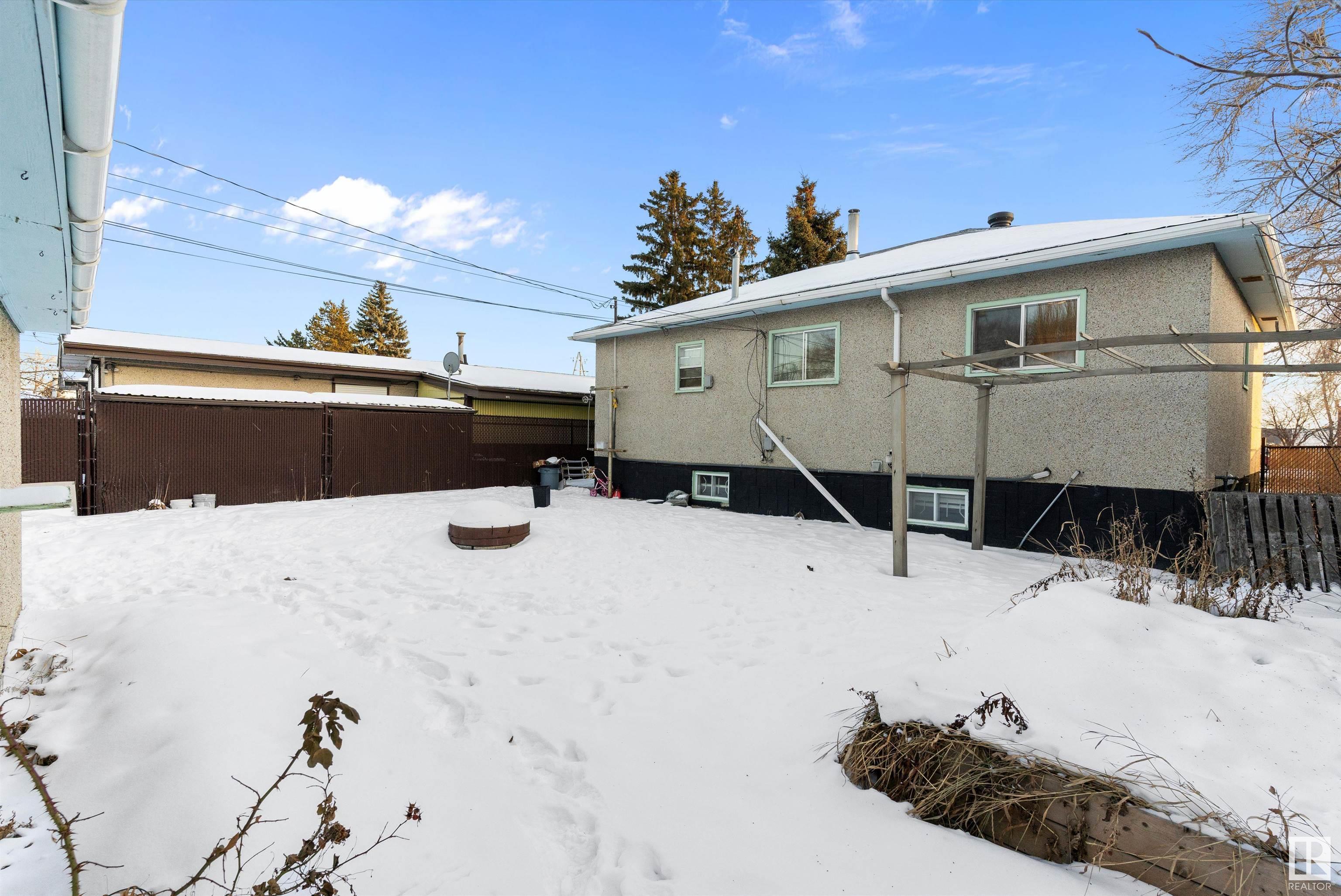      9736 63 AV NW , Edmonton,  ,T6E 0G6 ;  Listing Number: MLS E4419011