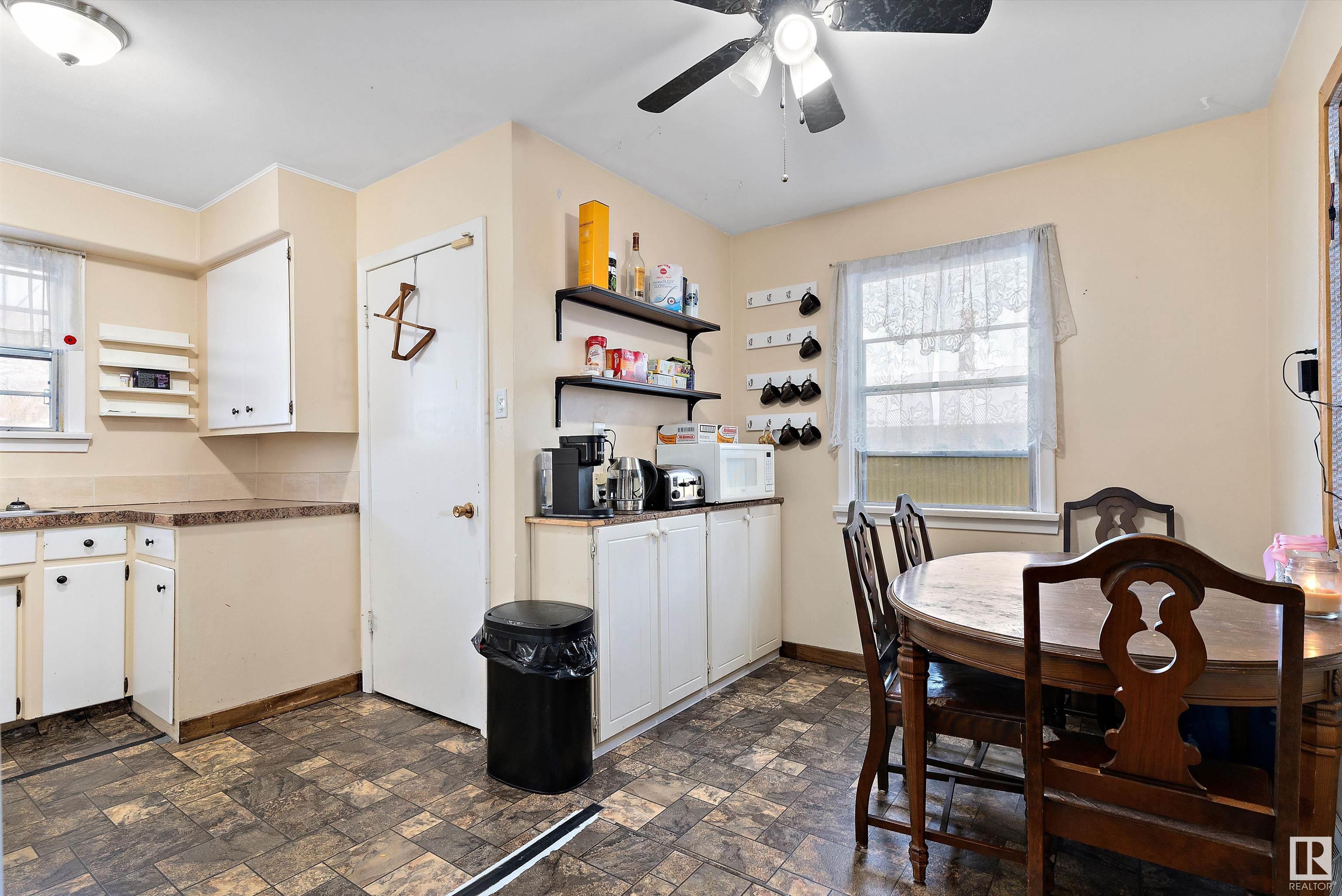      9736 63 AV NW , Edmonton,  ,T6E 0G6 ;  Listing Number: MLS E4419011