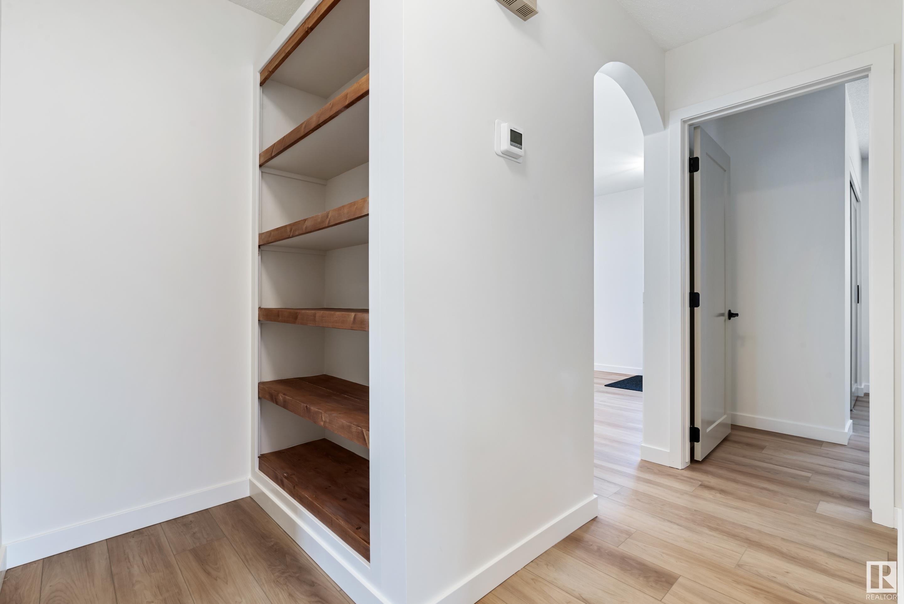      11131 39A AV NW , Edmonton,  ,T6J 0N6 ;  Listing Number: MLS E4419016