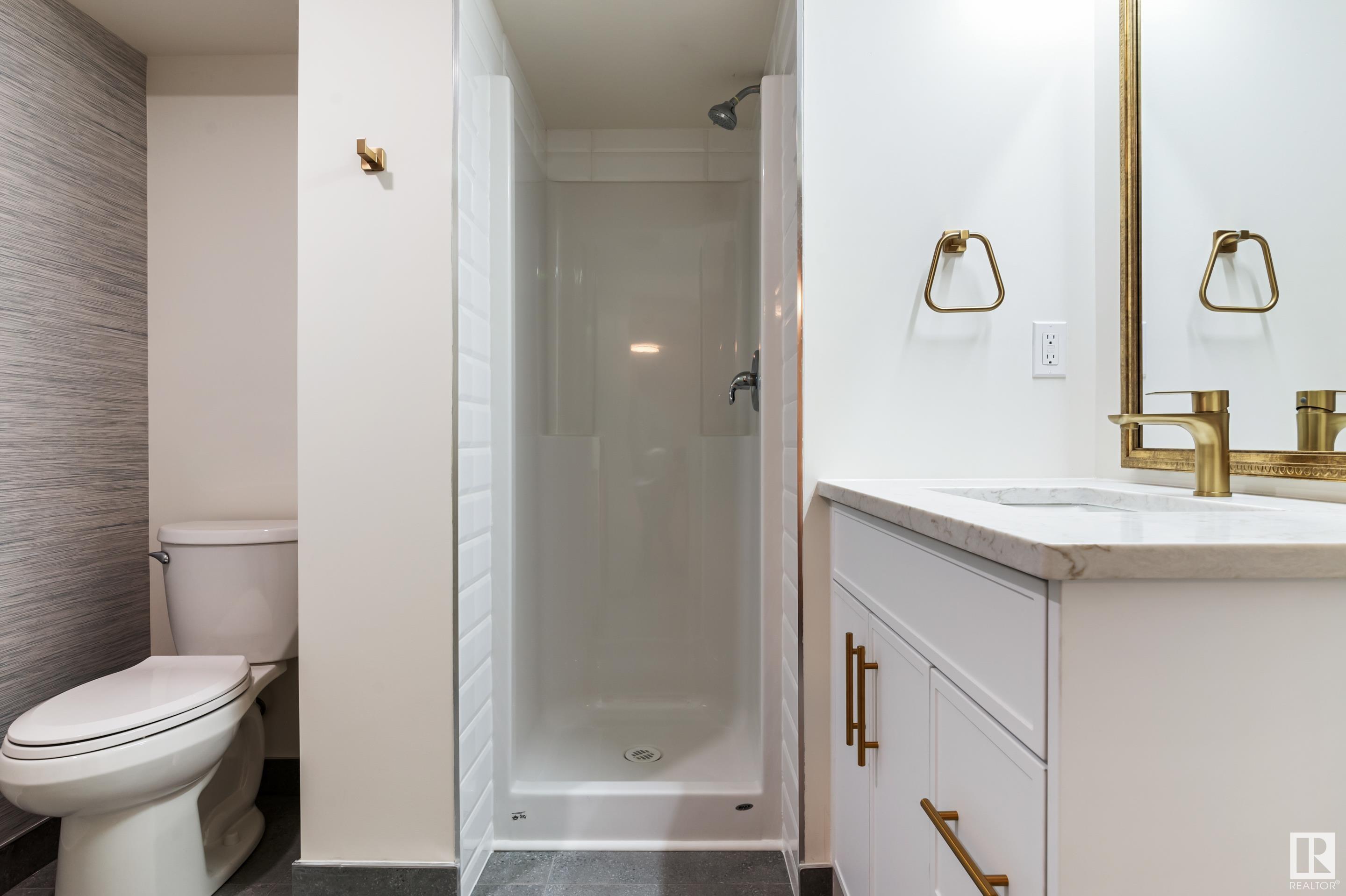      11131 39A AV NW , Edmonton,  ,T6J 0N6 ;  Listing Number: MLS E4419016