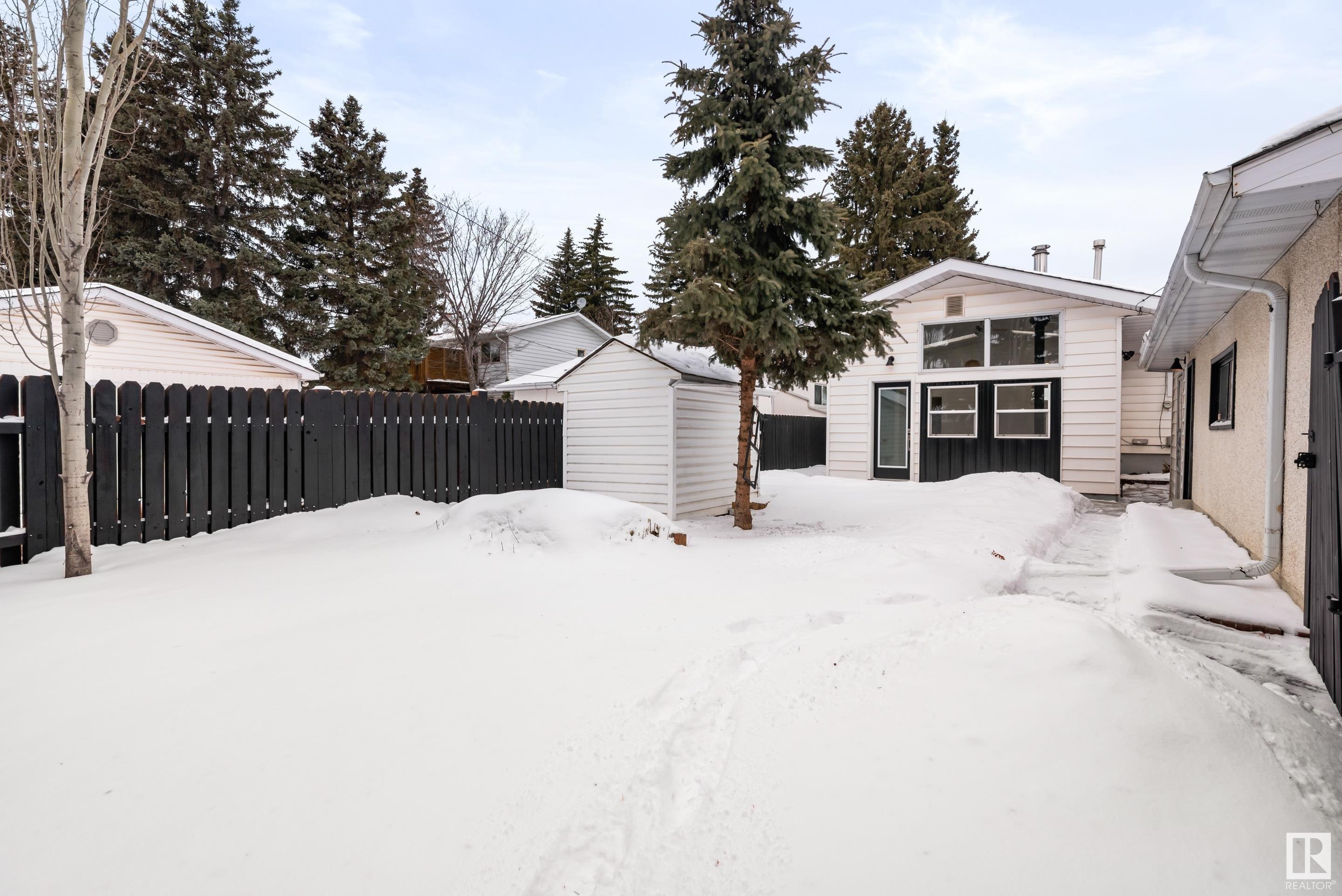      11131 39A AV NW , Edmonton,  ,T6J 0N6 ;  Listing Number: MLS E4419016