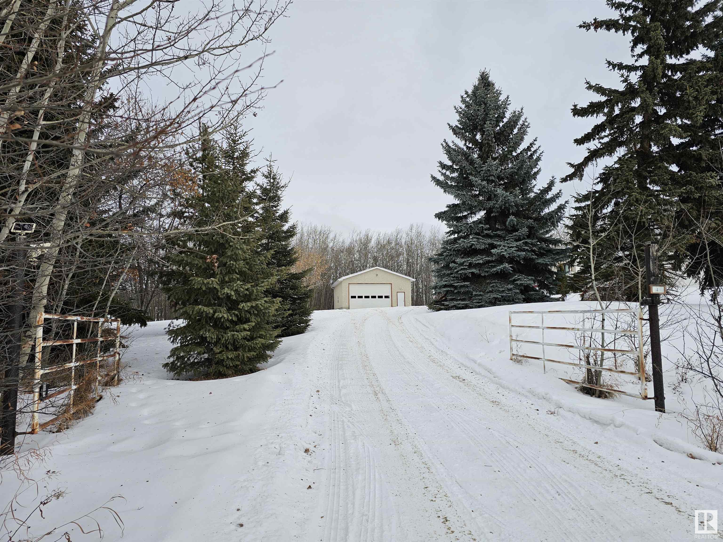      #4 53105 RGE ROAD 15 , Rural Parkland County,  ,T7Y 2E4 ;  Listing Number: MLS E4419019