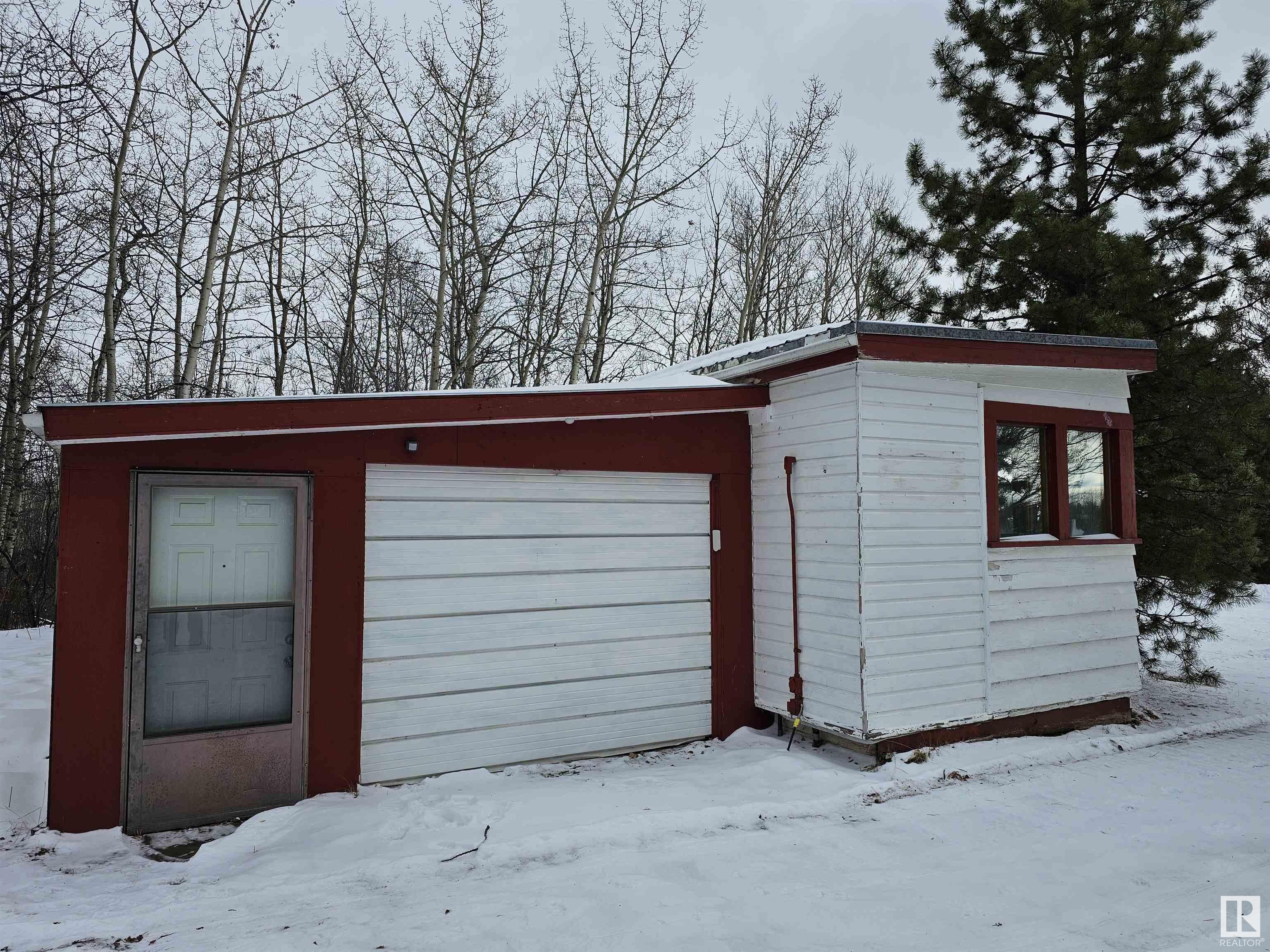      #4 53105 RGE ROAD 15 , Rural Parkland County,  ,T7Y 2E4 ;  Listing Number: MLS E4419019