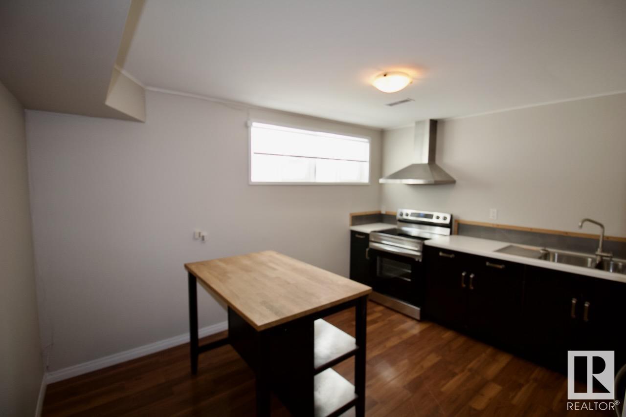      #BSMT 9909 77 ST NW , Edmonton,  ,T6A 3B8 ;  Listing Number: MLS E4419027