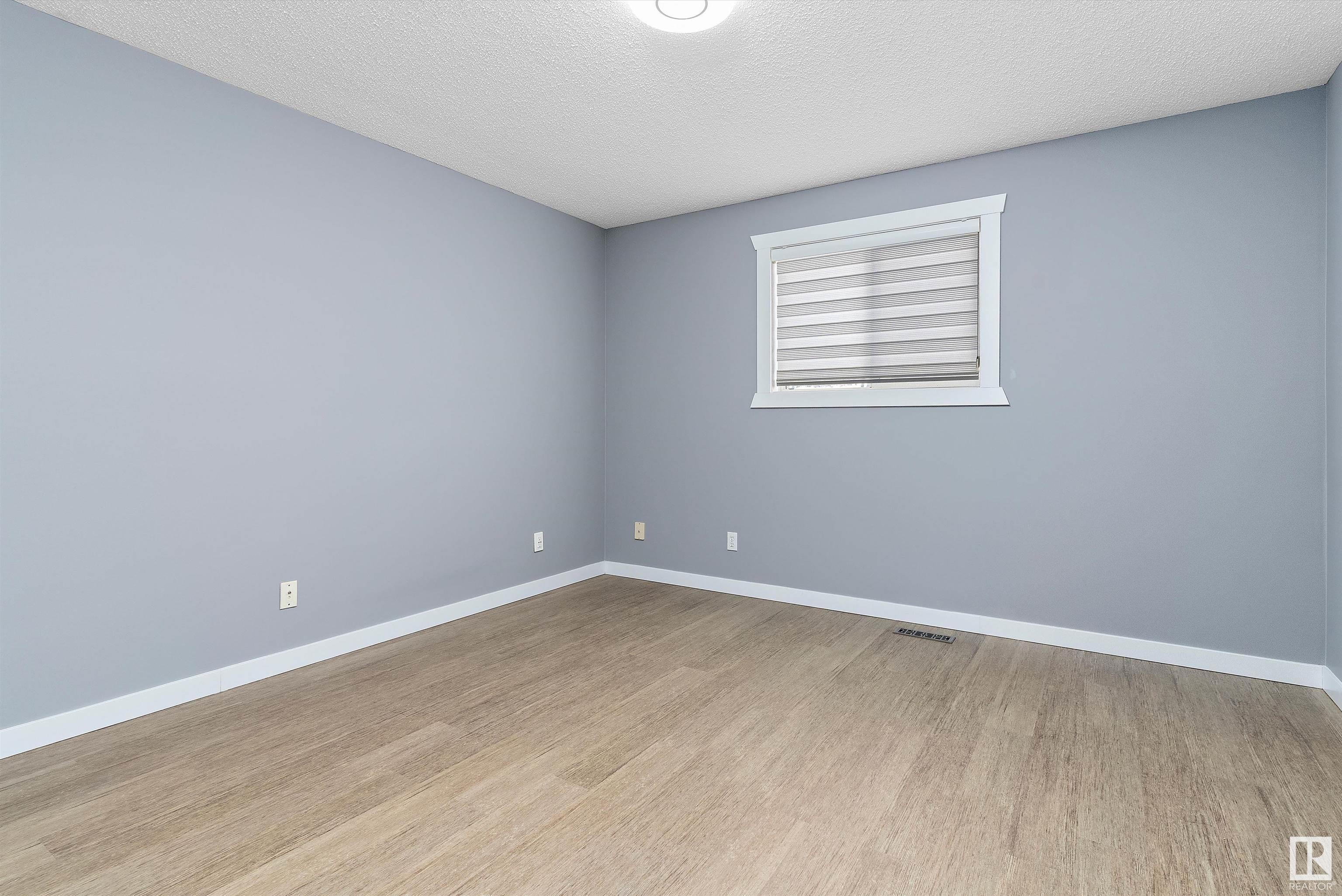      13805 131A AV NW , Edmonton,  ,T5L 5A7 ;  Listing Number: MLS E4419028