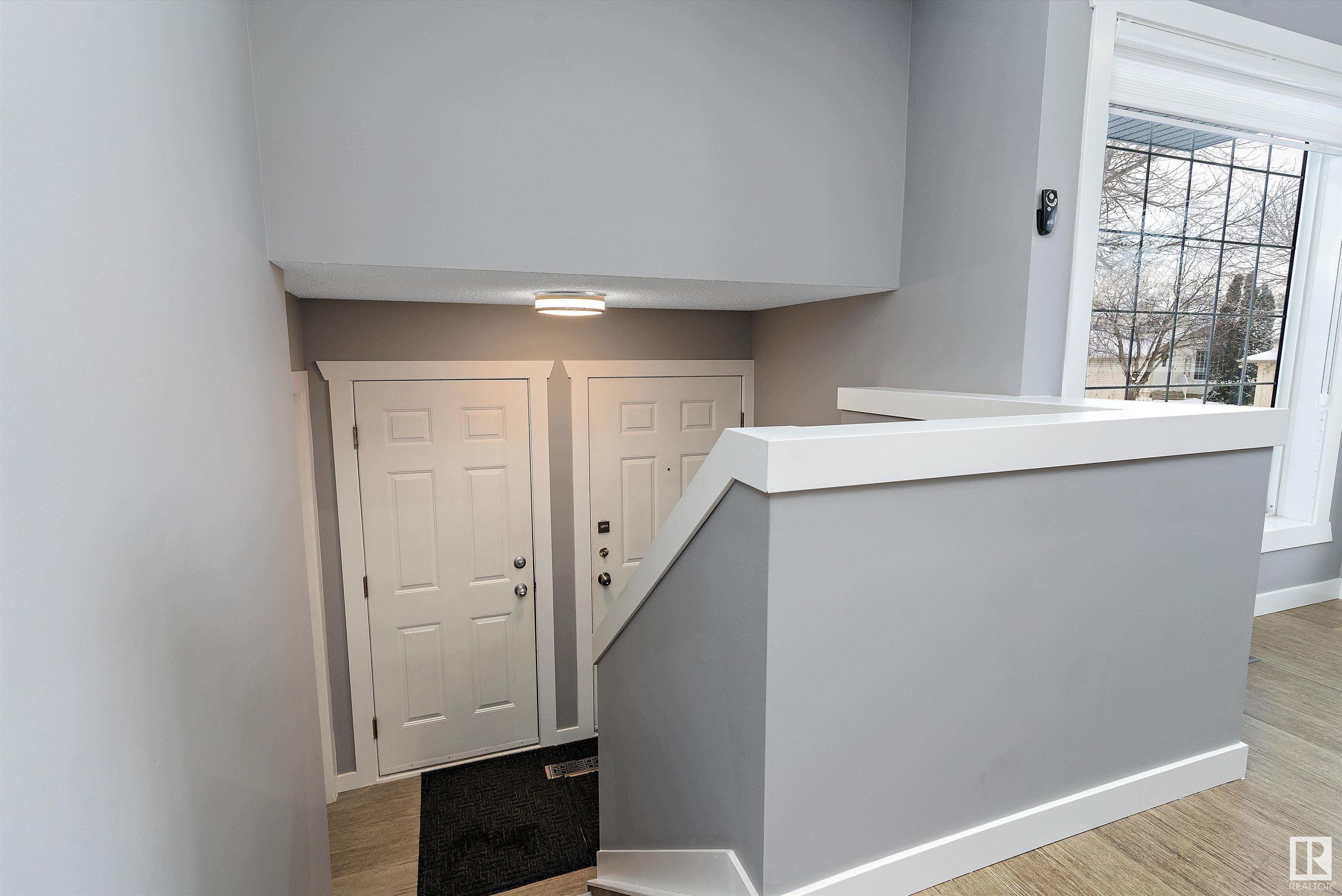      13805 131A AV NW , Edmonton,  ,T5L 5A7 ;  Listing Number: MLS E4419028