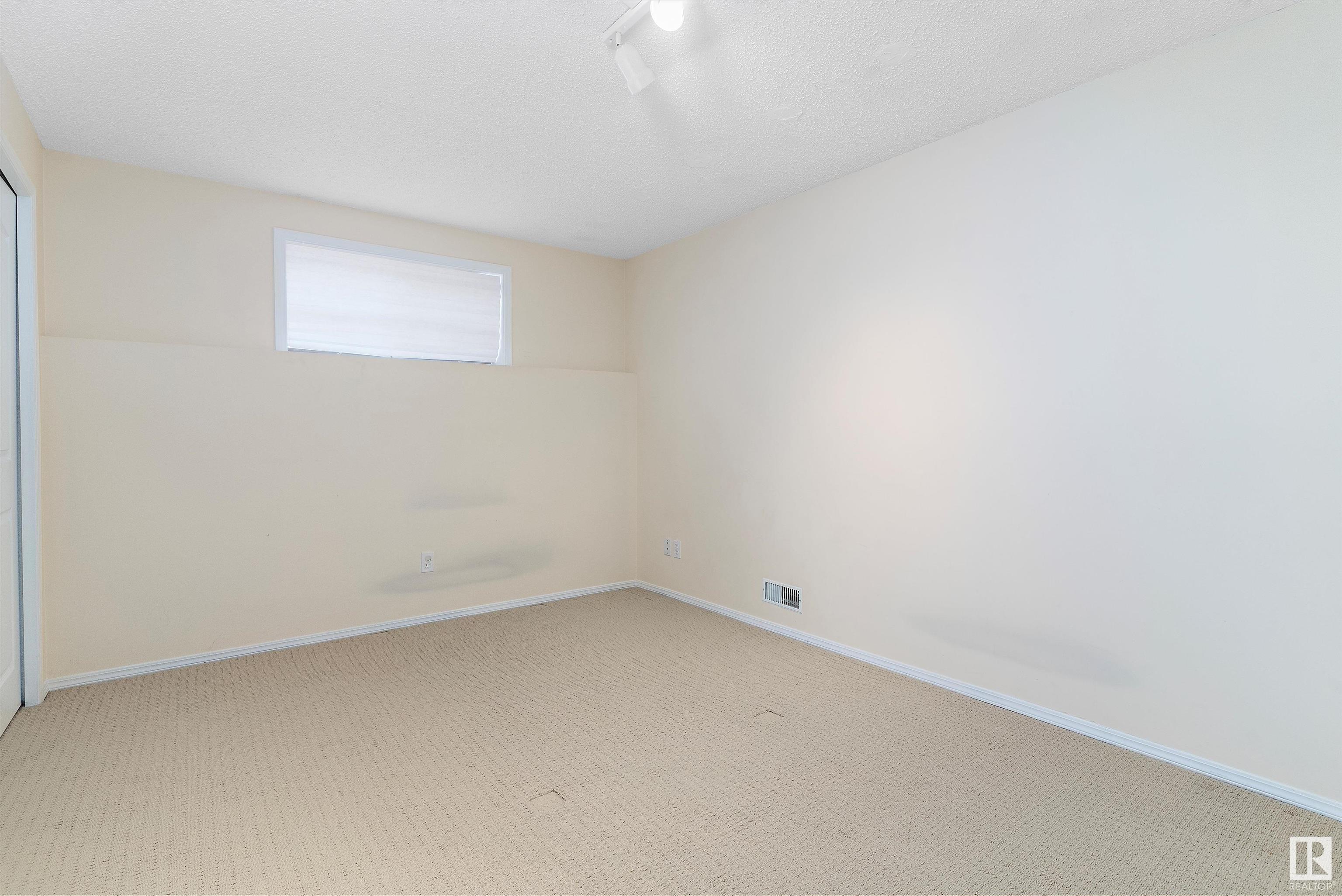      13805 131A AV NW , Edmonton,  ,T5L 5A7 ;  Listing Number: MLS E4419028