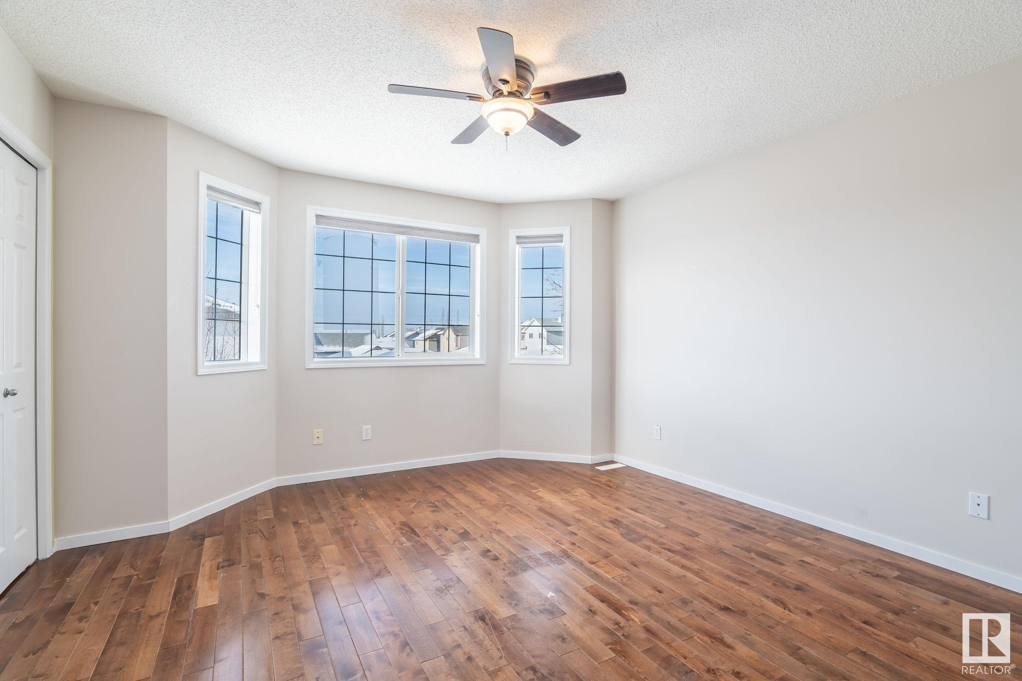      2709 23 ST NW NW , Edmonton,  ,T6T 0A5 ;  Listing Number: MLS E4419029
