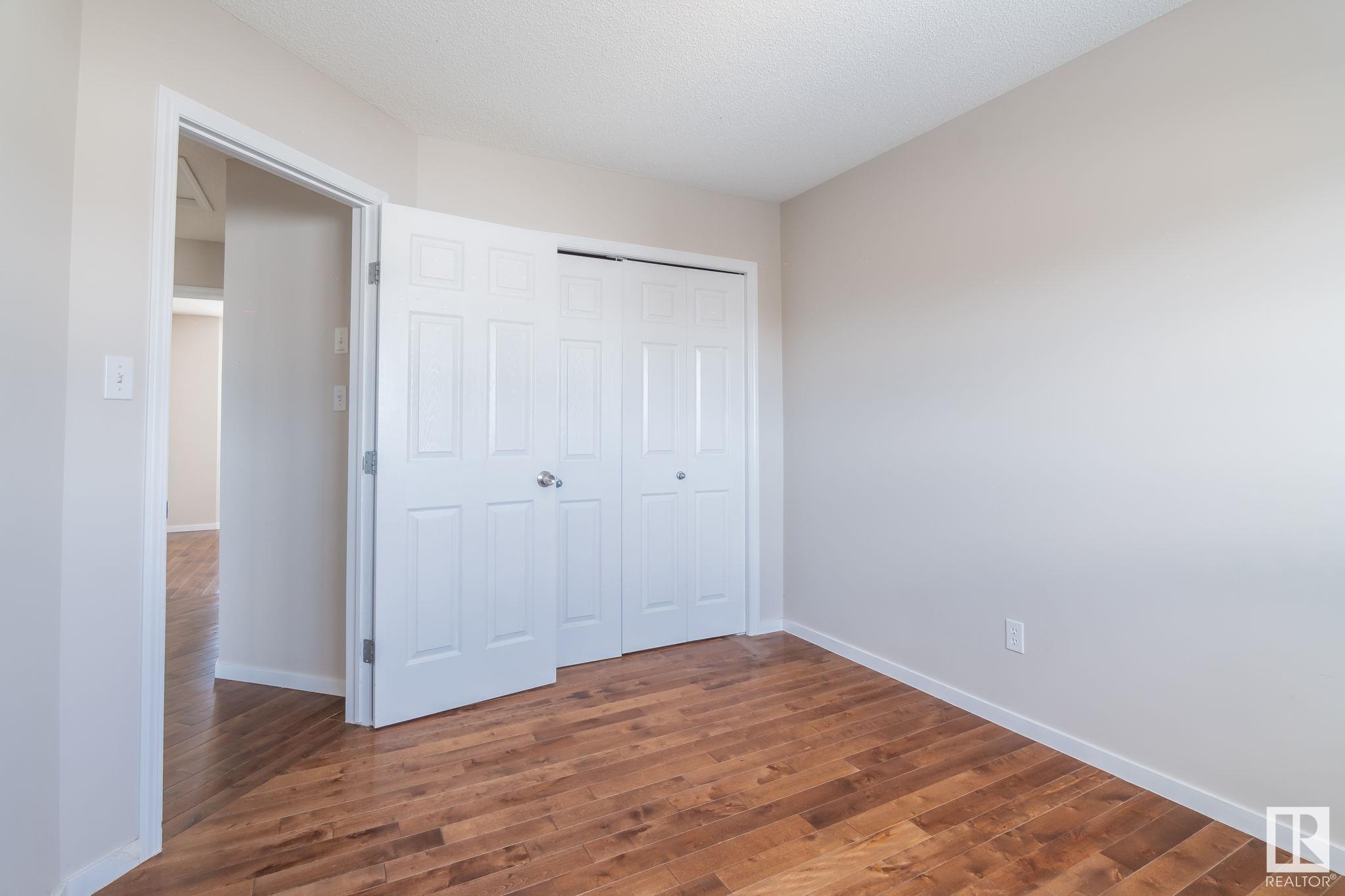      2709 23 ST NW NW , Edmonton,  ,T6T 0A5 ;  Listing Number: MLS E4419029