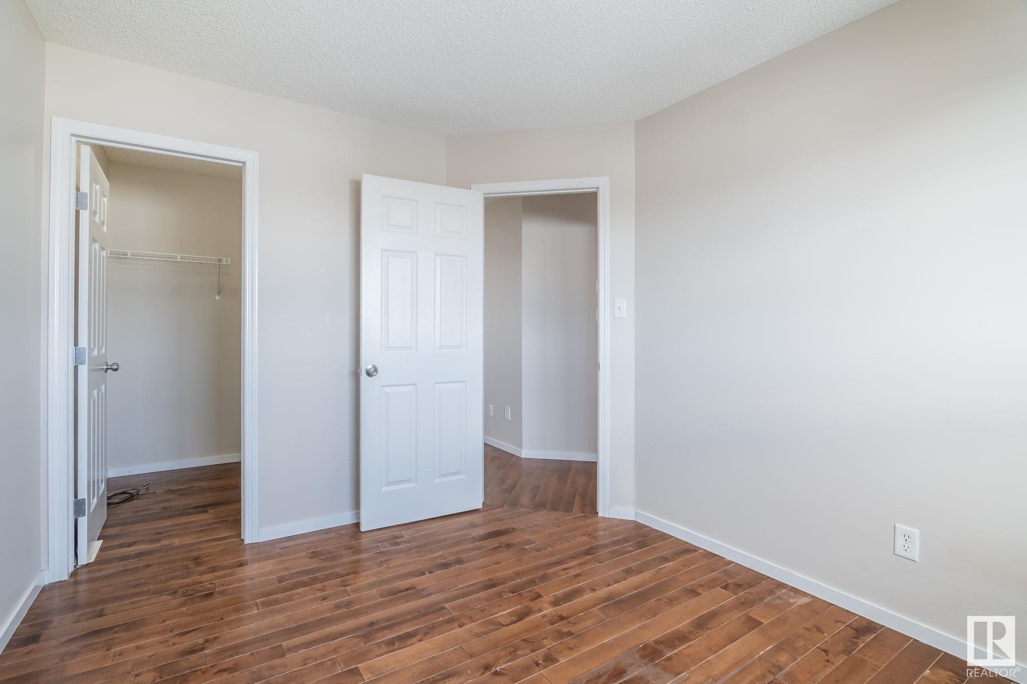      2709 23 ST NW NW , Edmonton,  ,T6T 0A5 ;  Listing Number: MLS E4419029