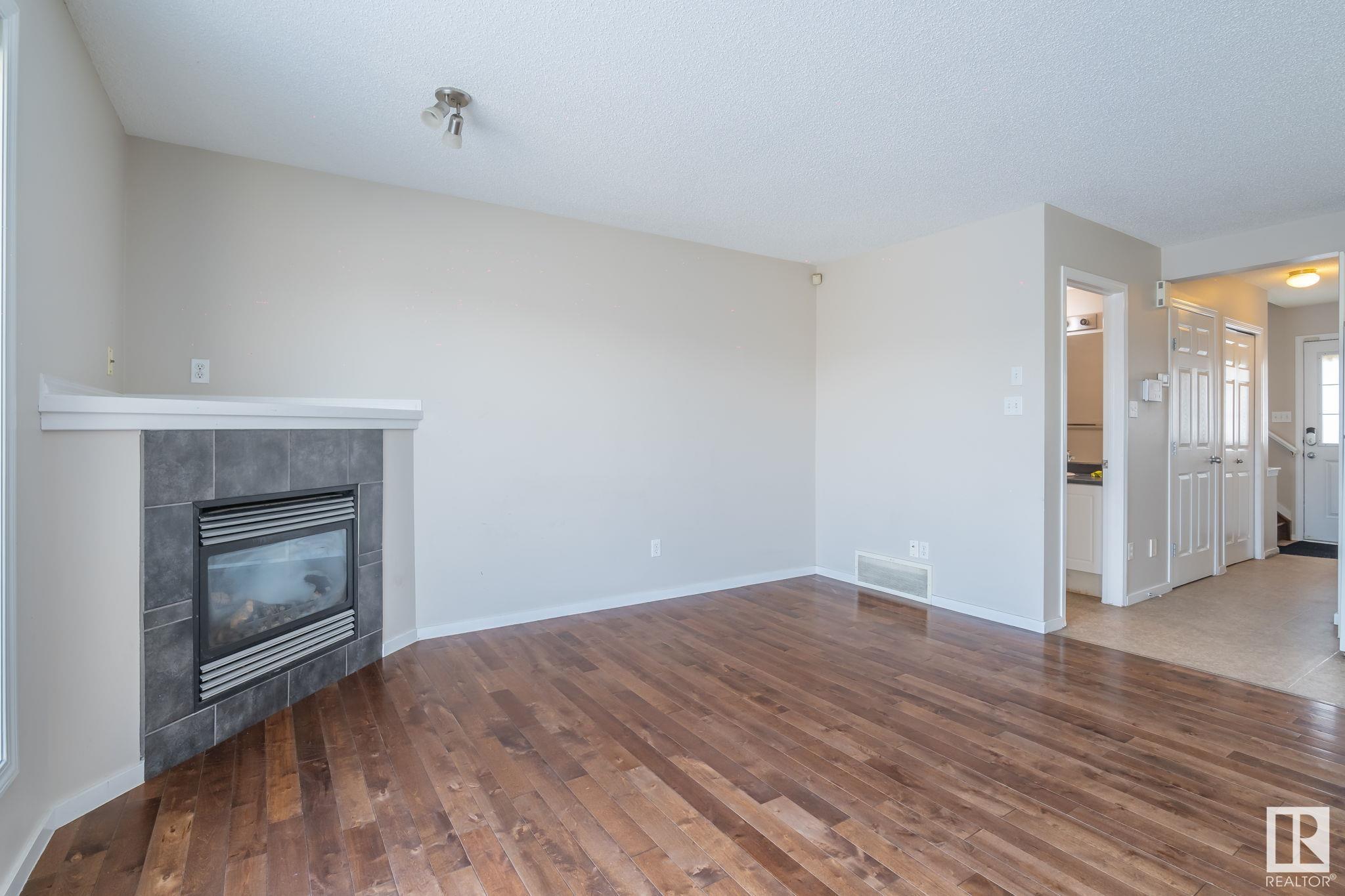      2709 23 ST NW NW , Edmonton,  ,T6T 0A5 ;  Listing Number: MLS E4419029