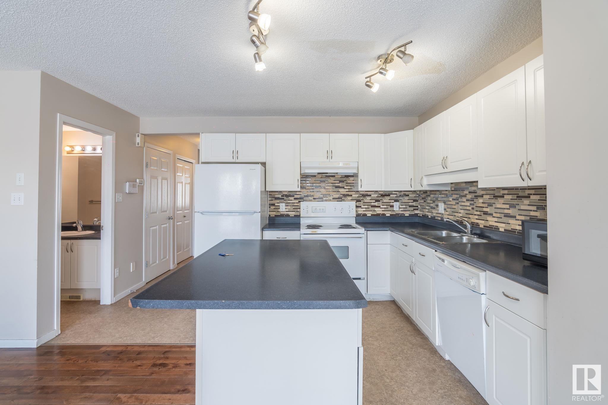      2709 23 ST NW NW , Edmonton,  ,T6T 0A5 ;  Listing Number: MLS E4419029