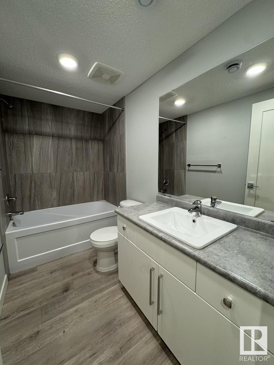      #BSMT 6417 177 AV NW , Edmonton,  ,T5Y 3X4 ;  Listing Number: MLS E4419031