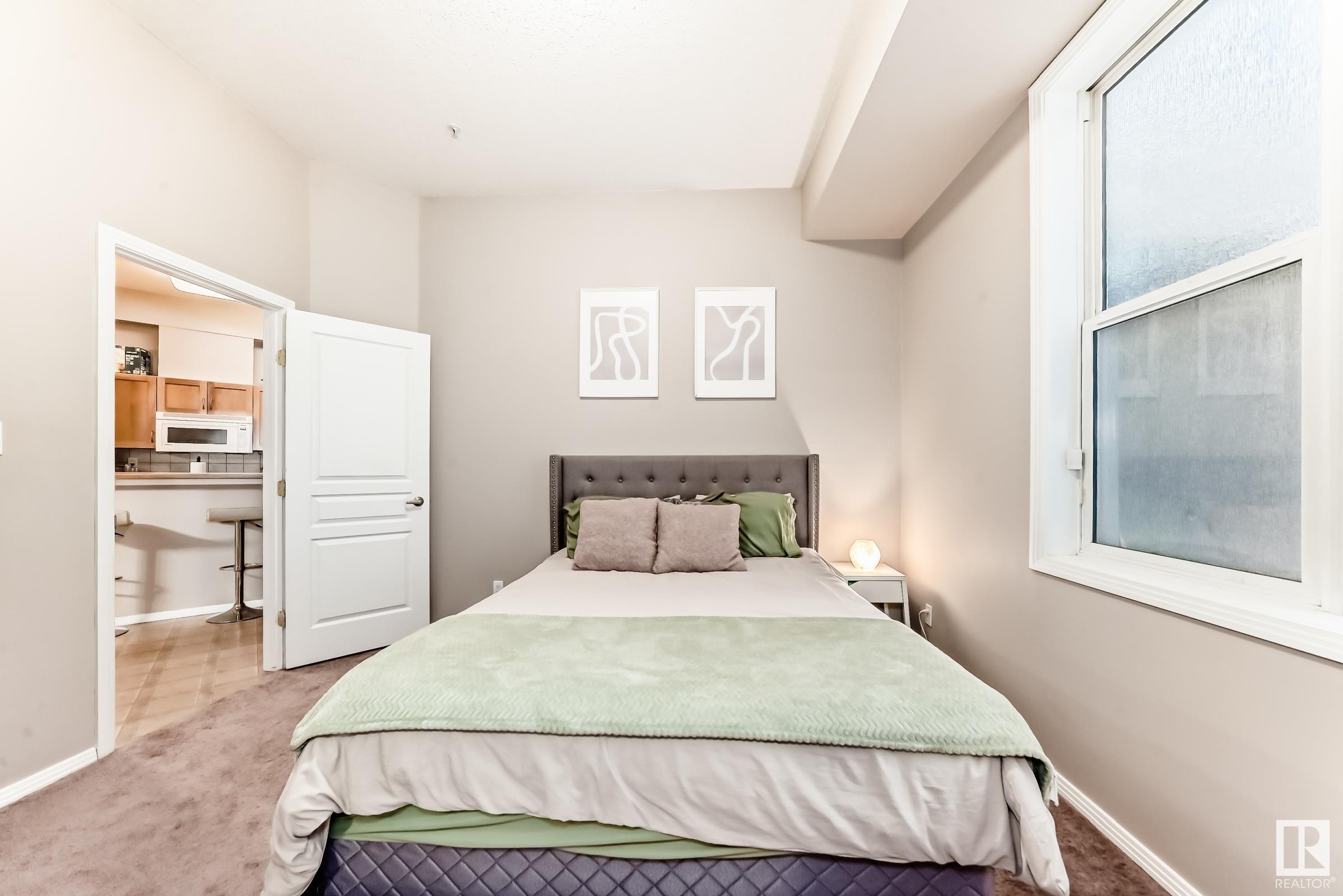     #123 10407 122 ST NW , Edmonton,  ,T5N 4B8 ;  Listing Number: MLS E4419033