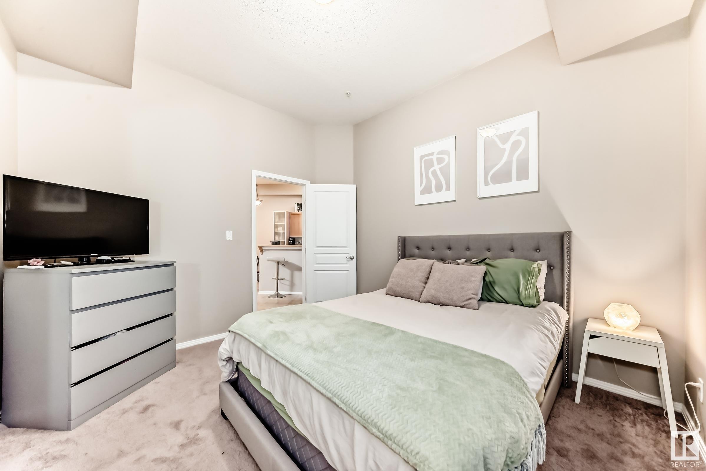      #123 10407 122 ST NW , Edmonton,  ,T5N 4B8 ;  Listing Number: MLS E4419033