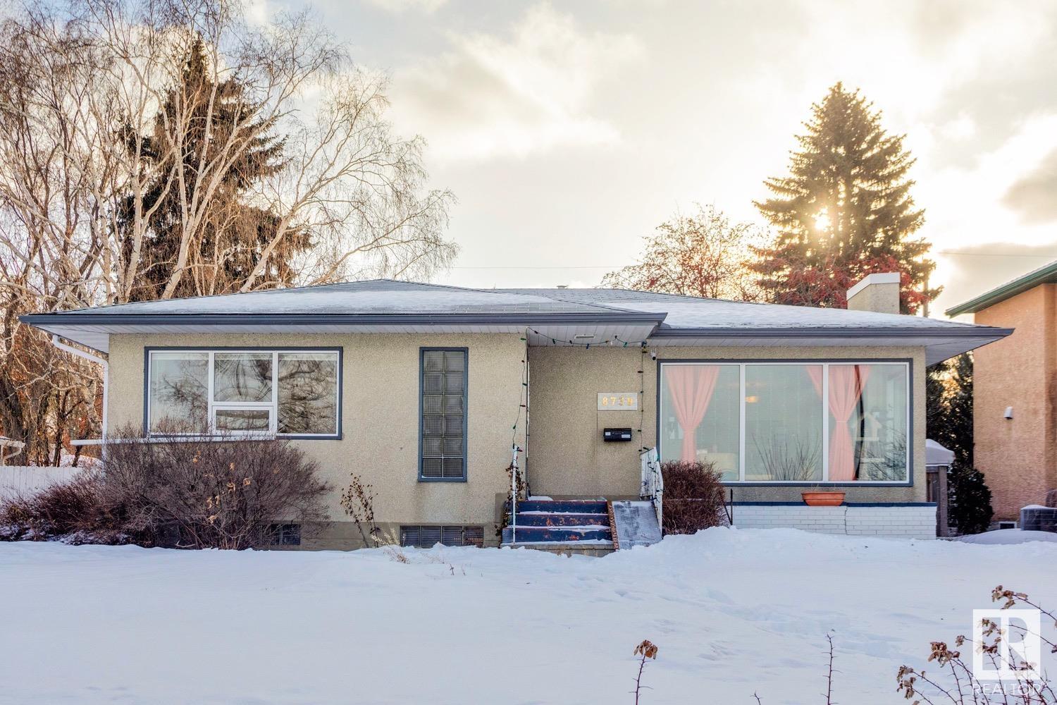      8739 STRATHEARN CR NW , Edmonton,  ,T6C 4C5 ;  Listing Number: MLS E4419038