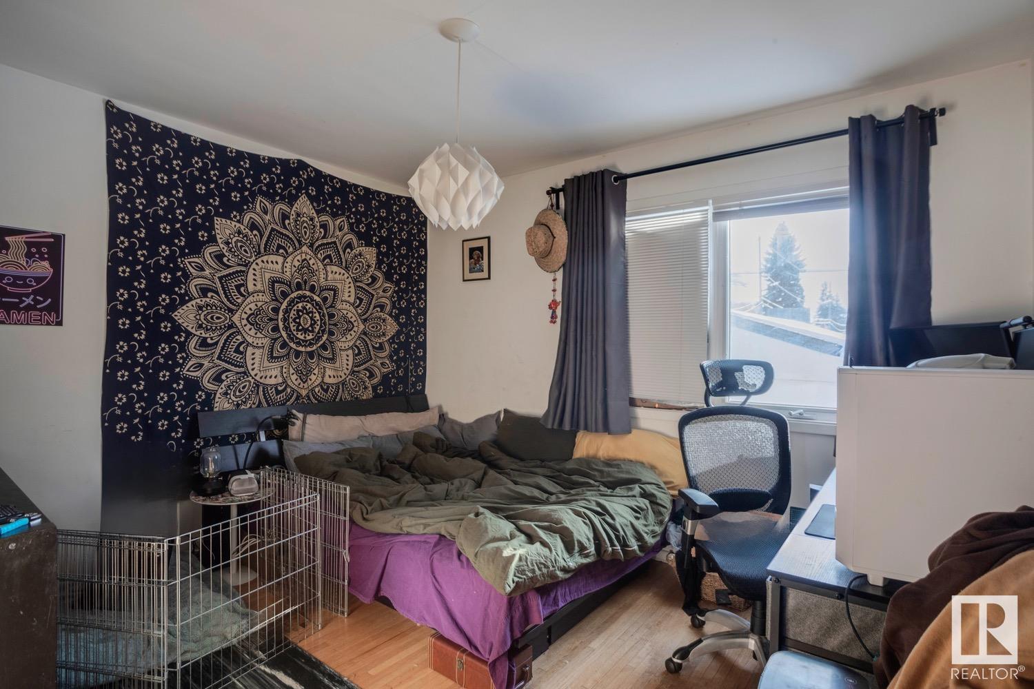      8739 STRATHEARN CR NW , Edmonton,  ,T6C 4C5 ;  Listing Number: MLS E4419038