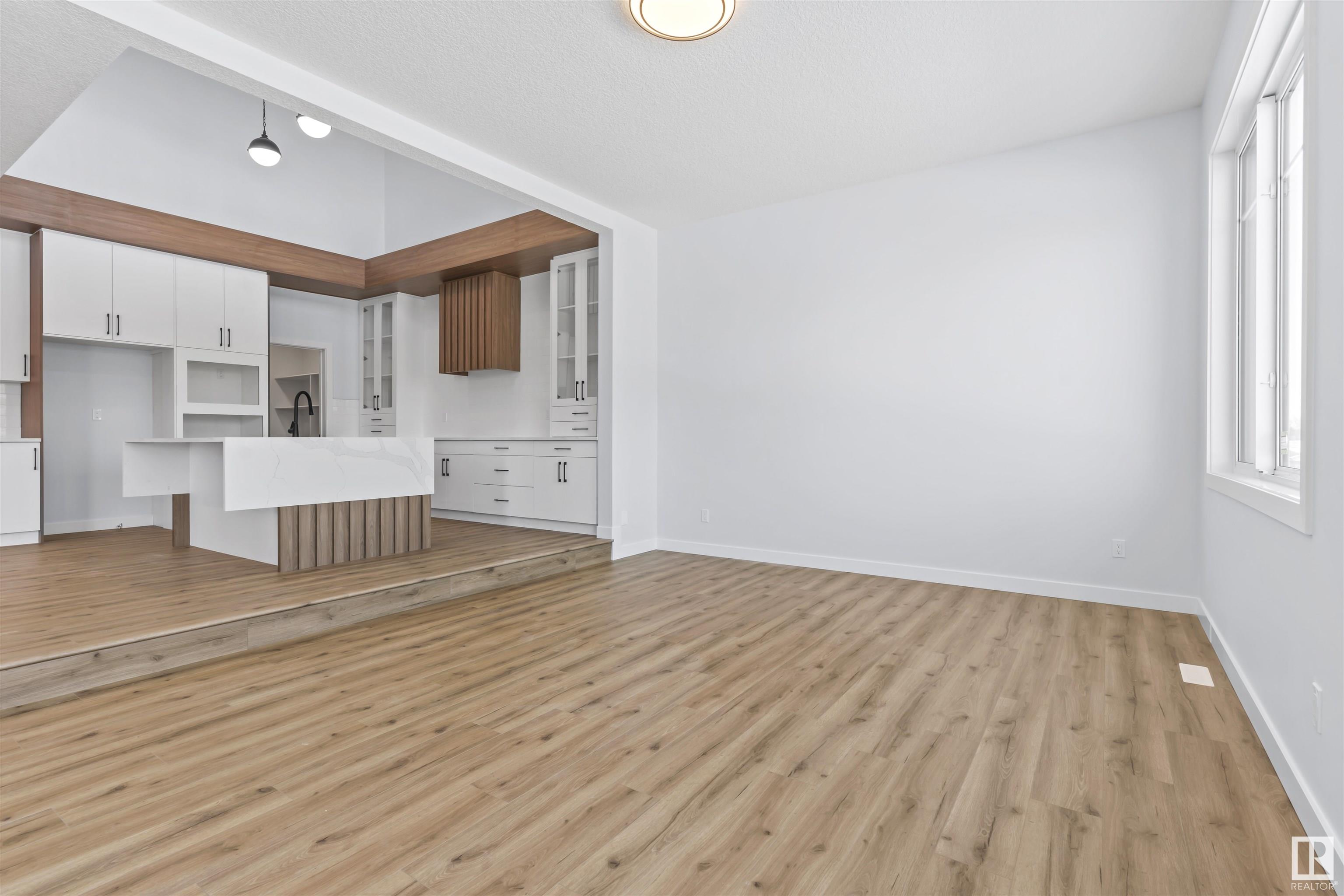      86 Miller WD W , Leduc,  ,T9E 1R6 ;  Listing Number: MLS E4419052