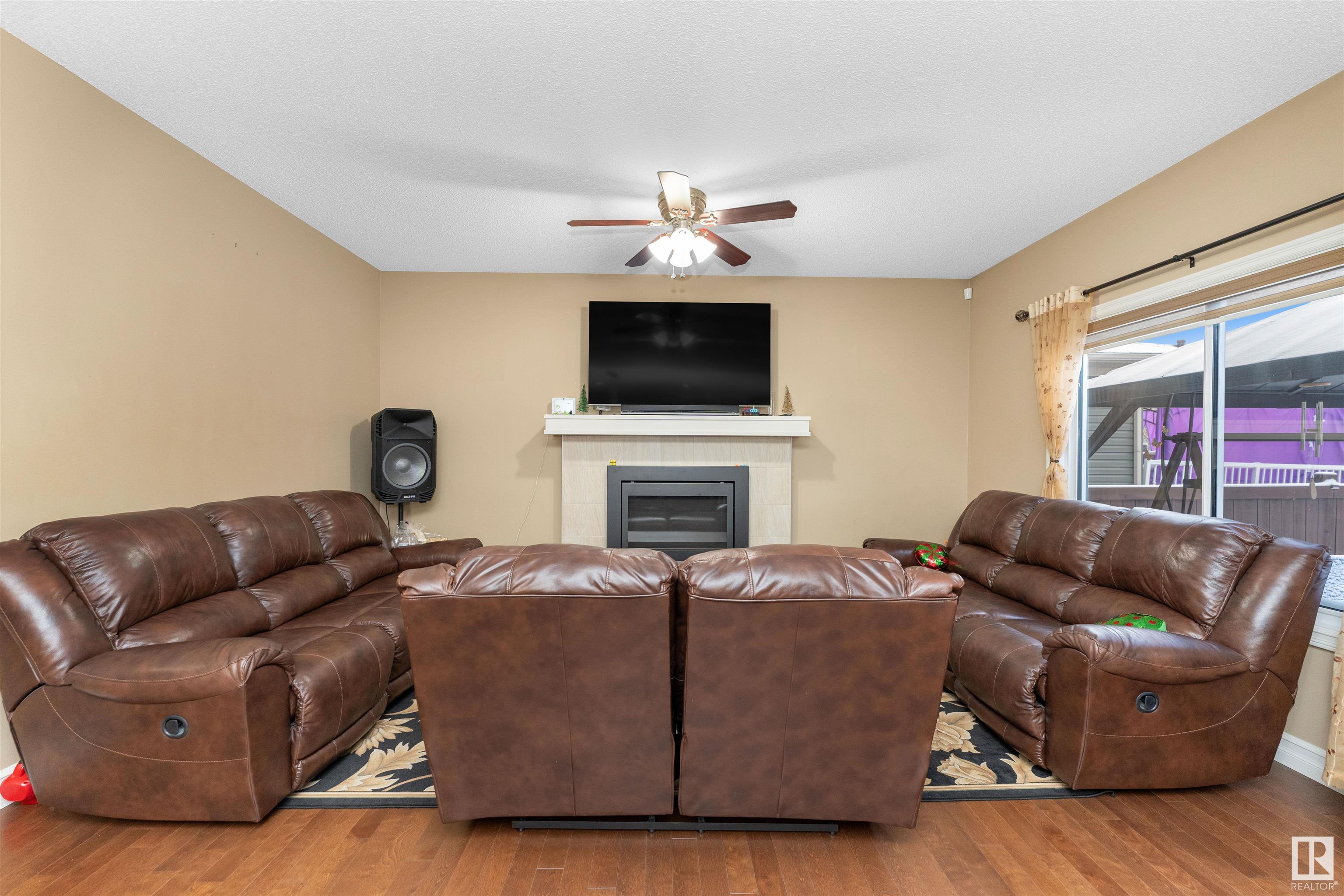      1886 32a street NW , Edmonton,  ,T6T 0L6 ;  Listing Number: MLS E4419057