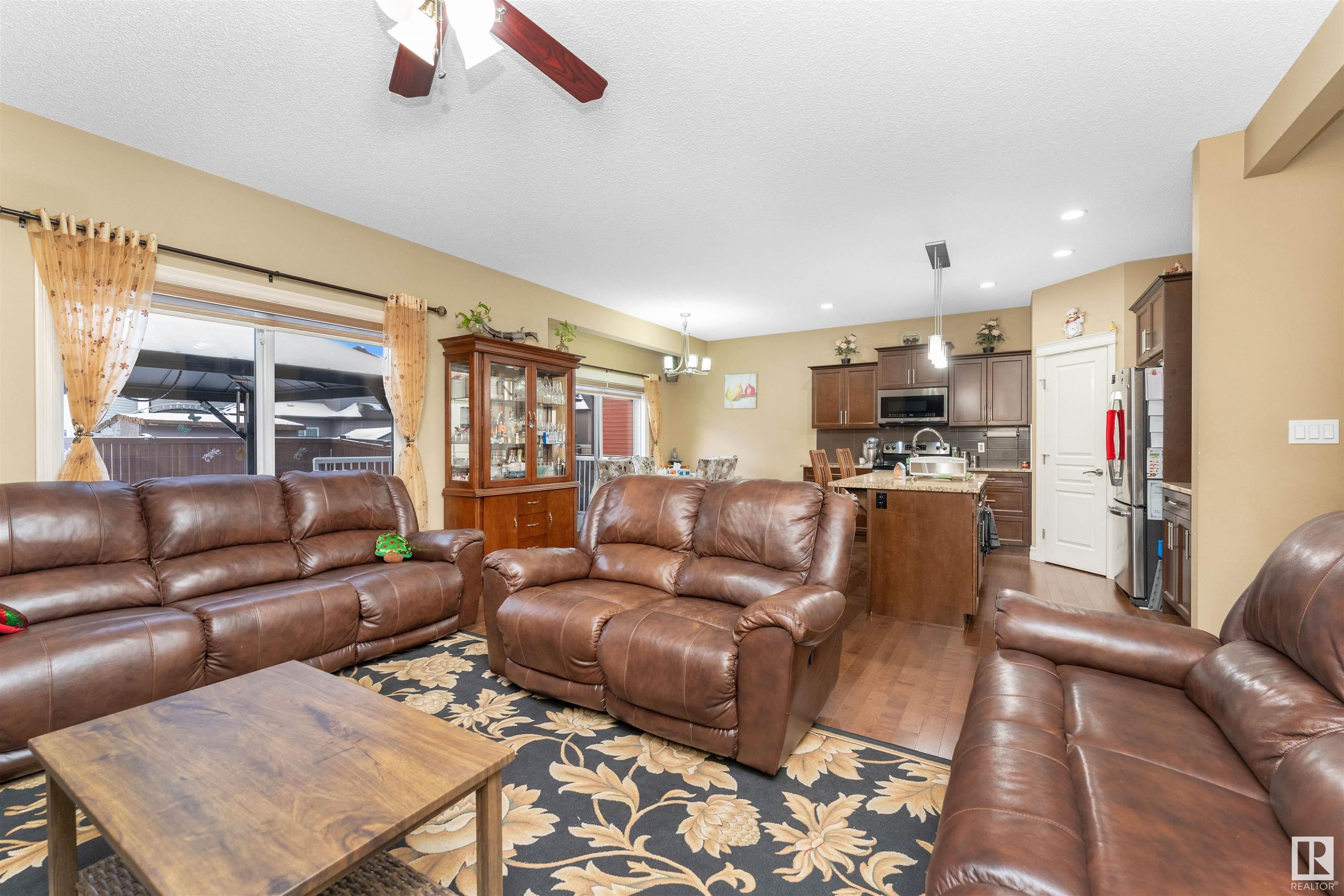      1886 32a street NW , Edmonton,  ,T6T 0L6 ;  Listing Number: MLS E4419057